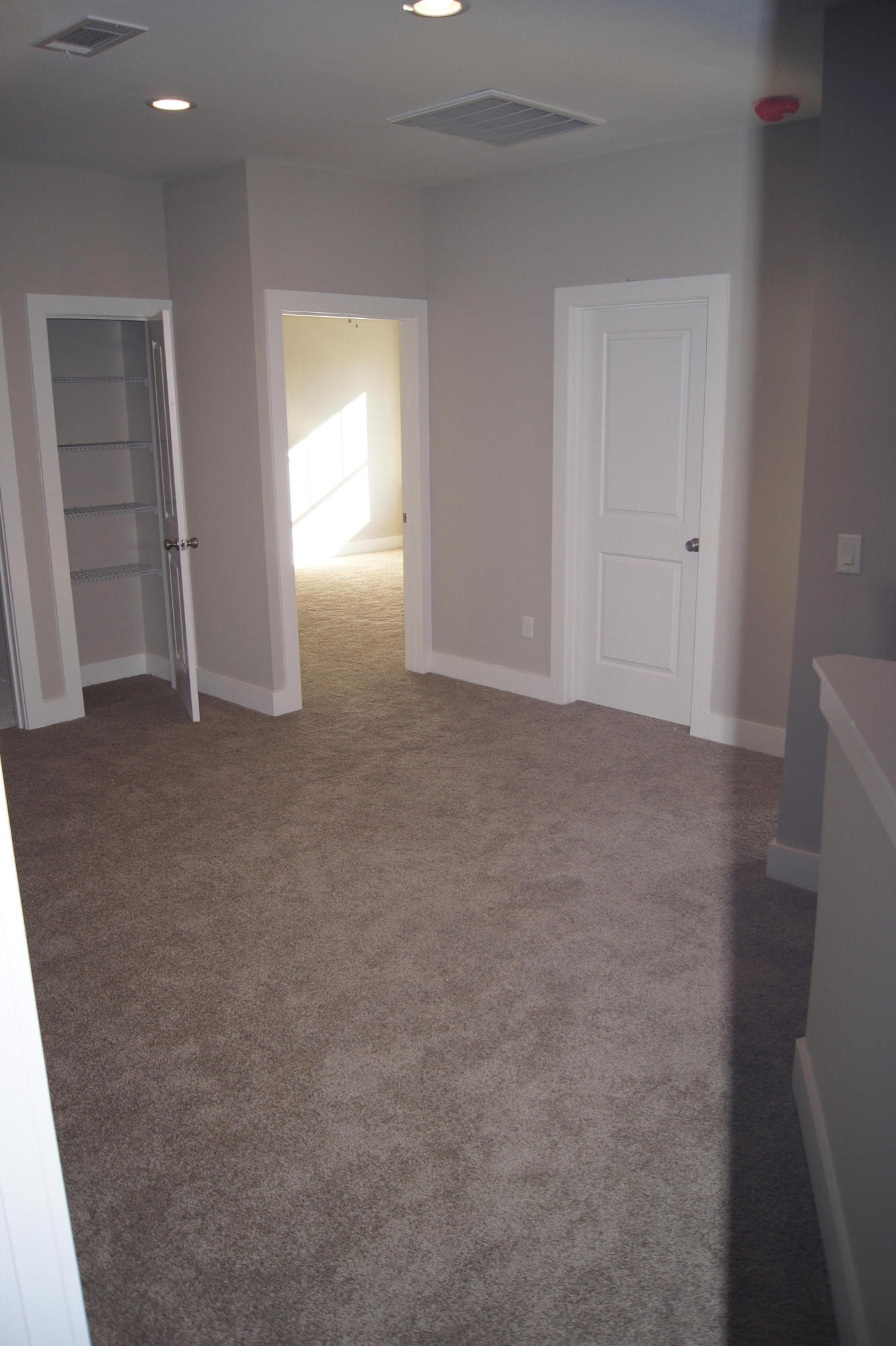 HIDDEN GROVE - Residential