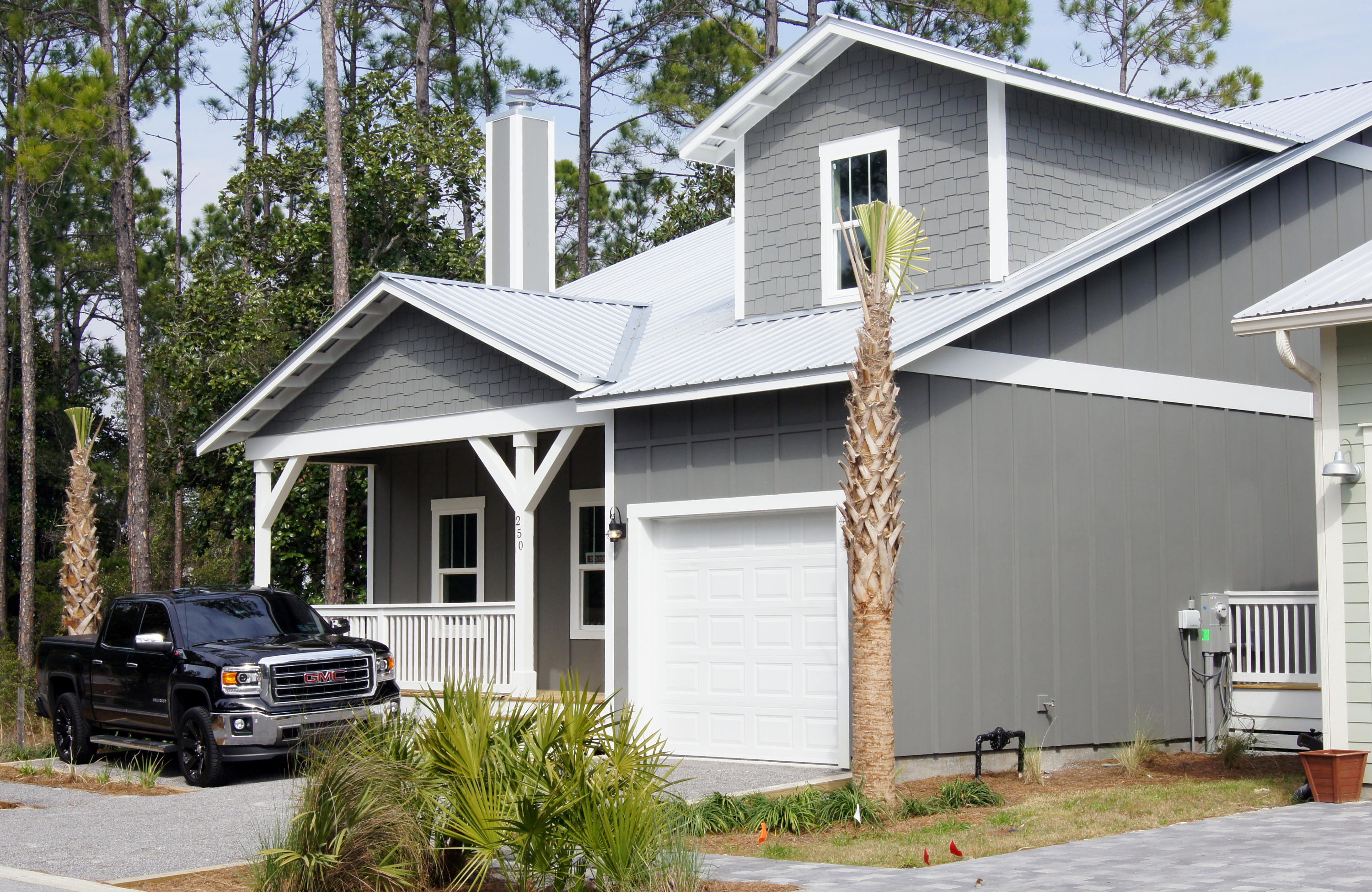 HIDDEN GROVE - Residential