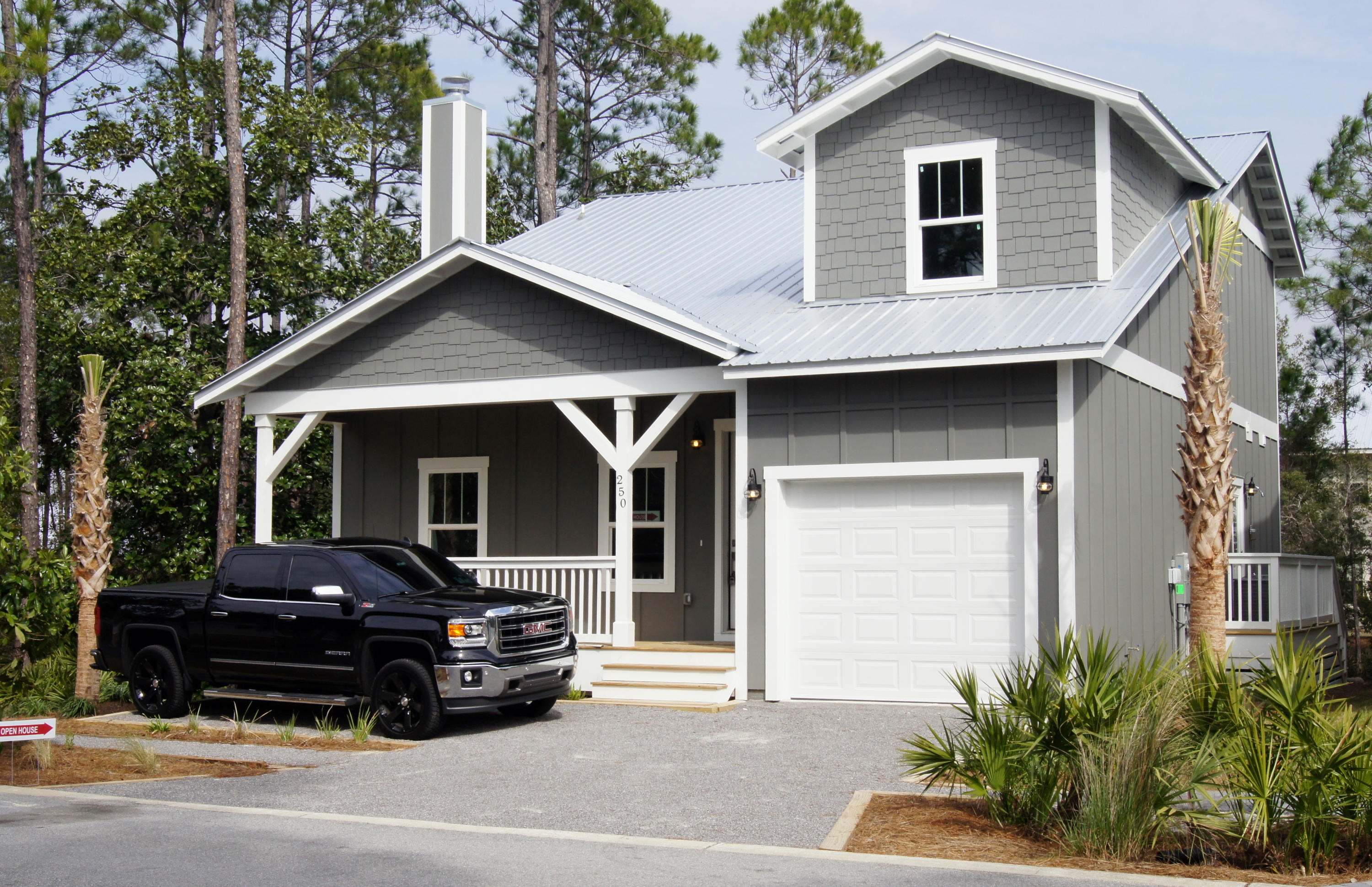 HIDDEN GROVE - Residential