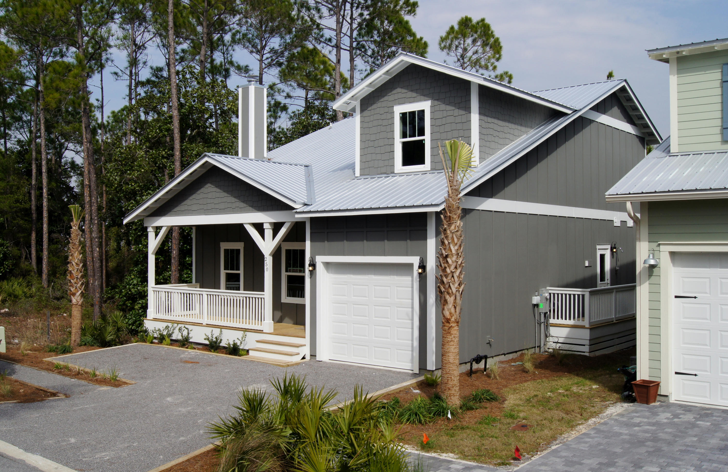 HIDDEN GROVE - Residential