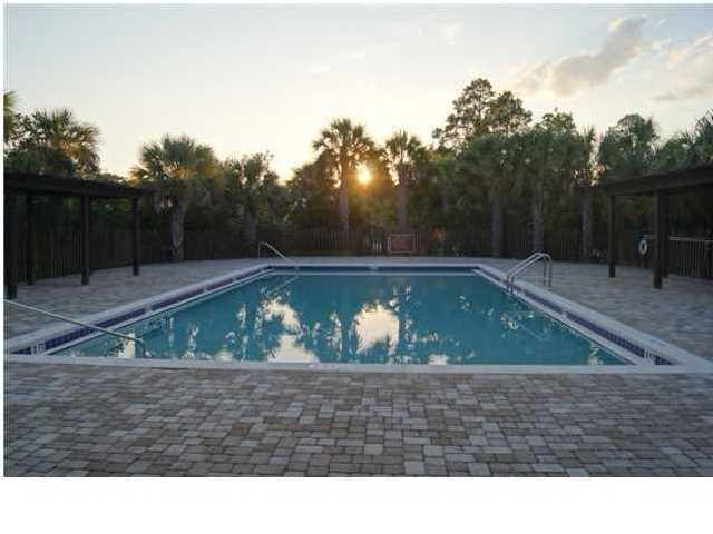 HIDDEN GROVE - Residential