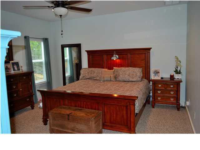 HIDDEN GROVE - Residential