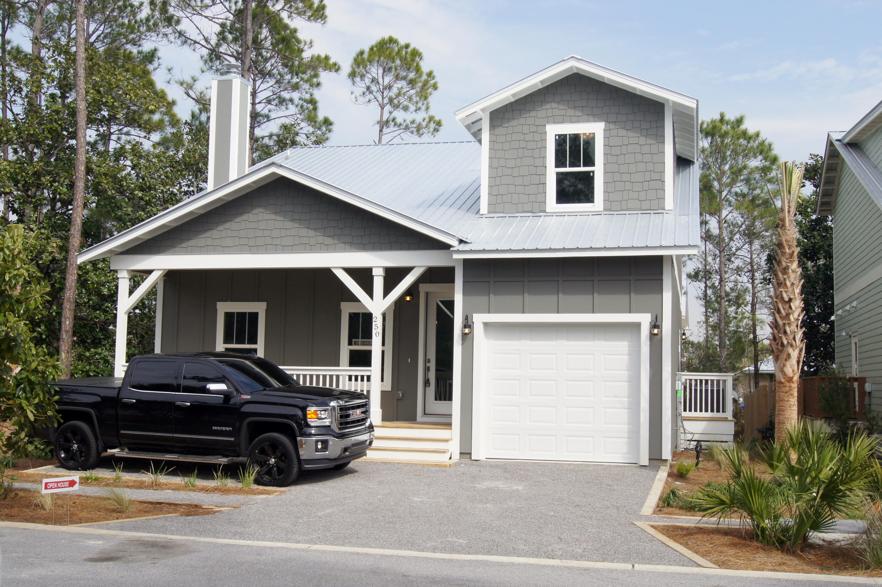 HIDDEN GROVE - Residential