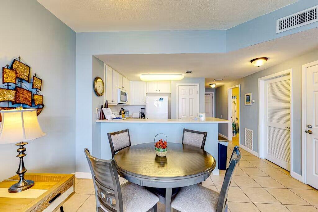 SEYCHELLES RESORT CONDO - Residential