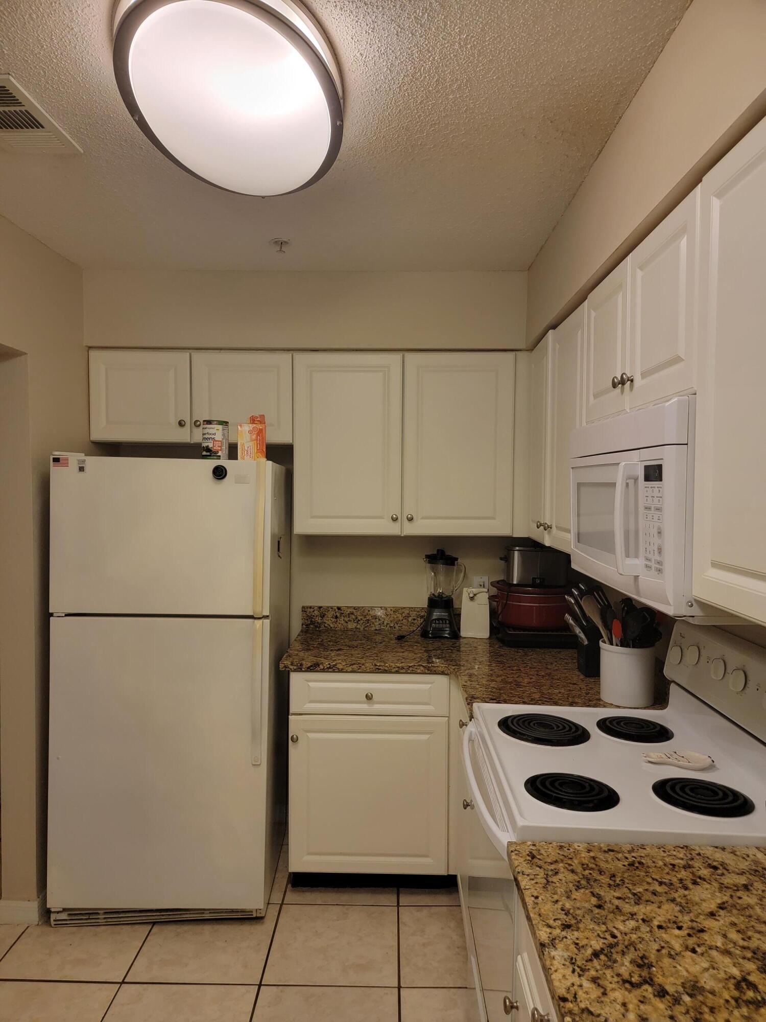 THE FLORIDA CLUB - Residential