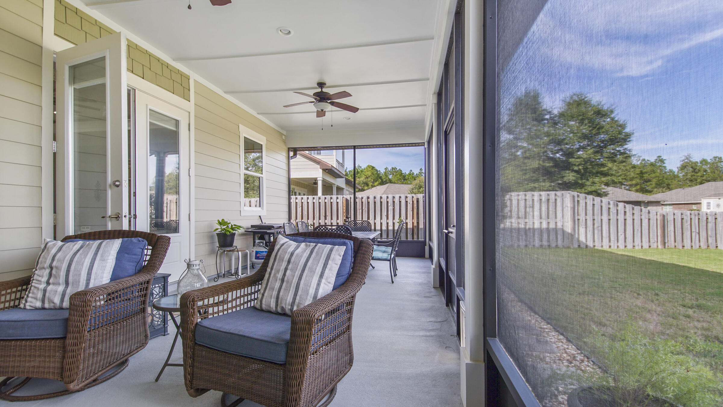 HAMMOCK BAY - Residential