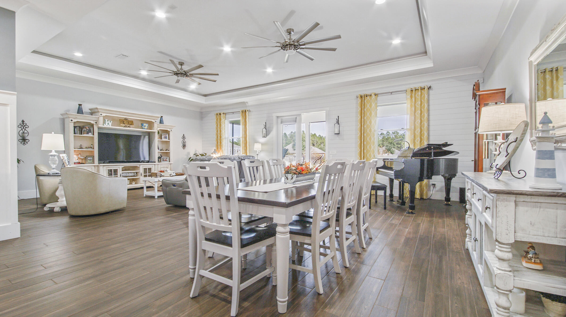 HAMMOCK BAY - Residential