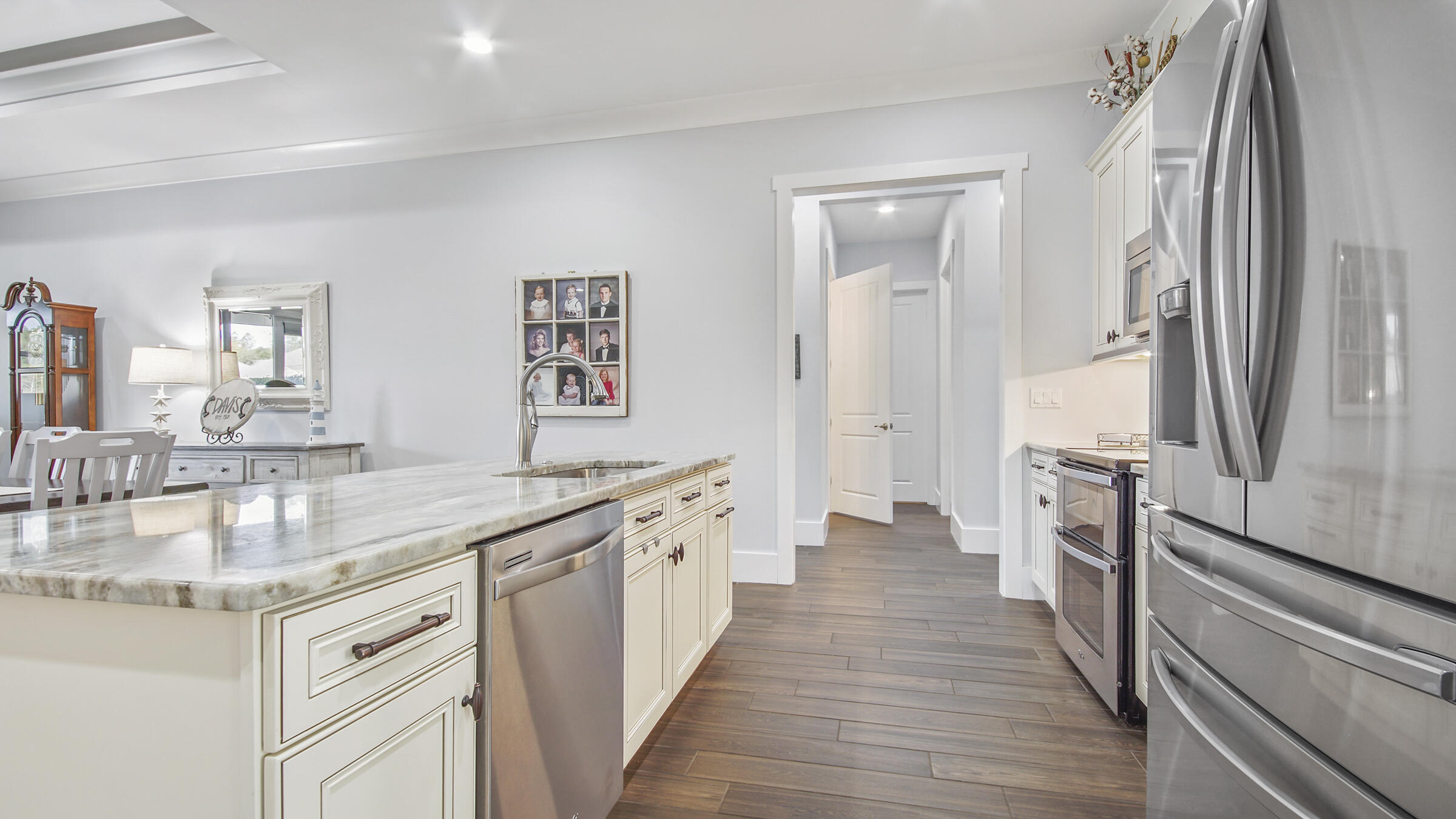 HAMMOCK BAY - Residential