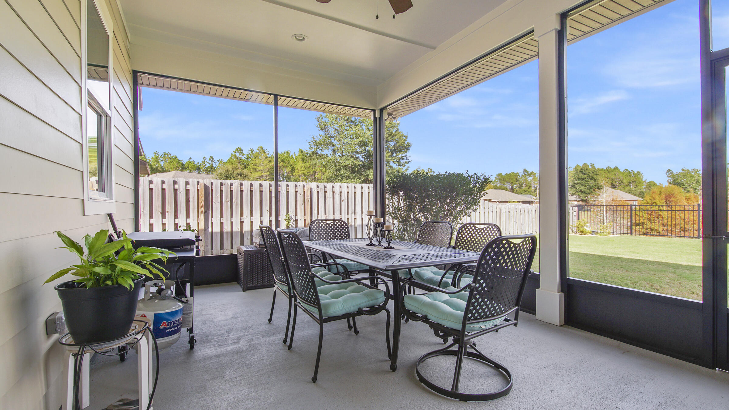 HAMMOCK BAY - Residential