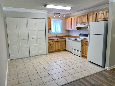 Photo of 201 E College Boulevard #46, Niceville, FL 32578 (MLS # 978191)