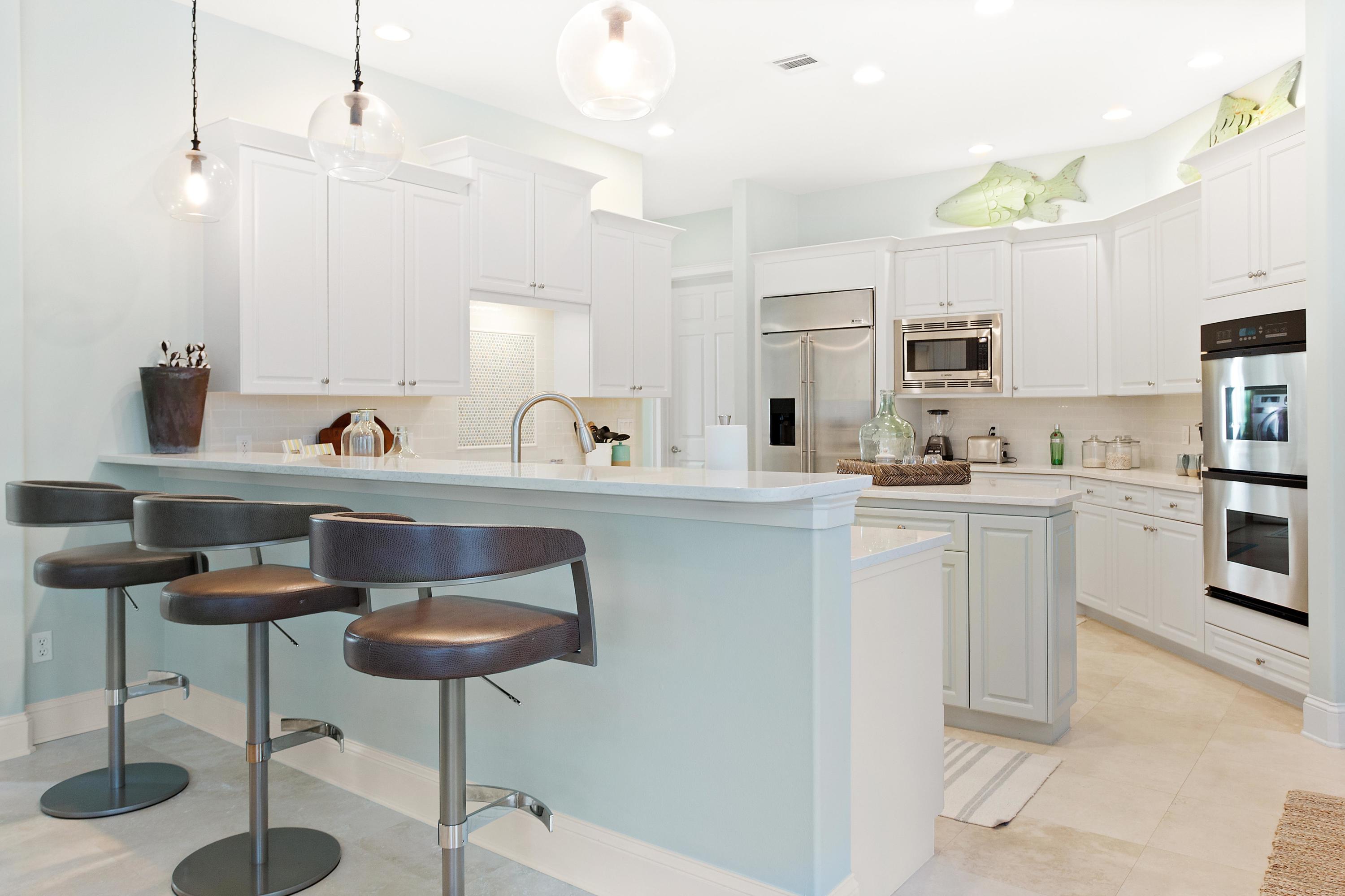 Baytowne Avenue East - Residential