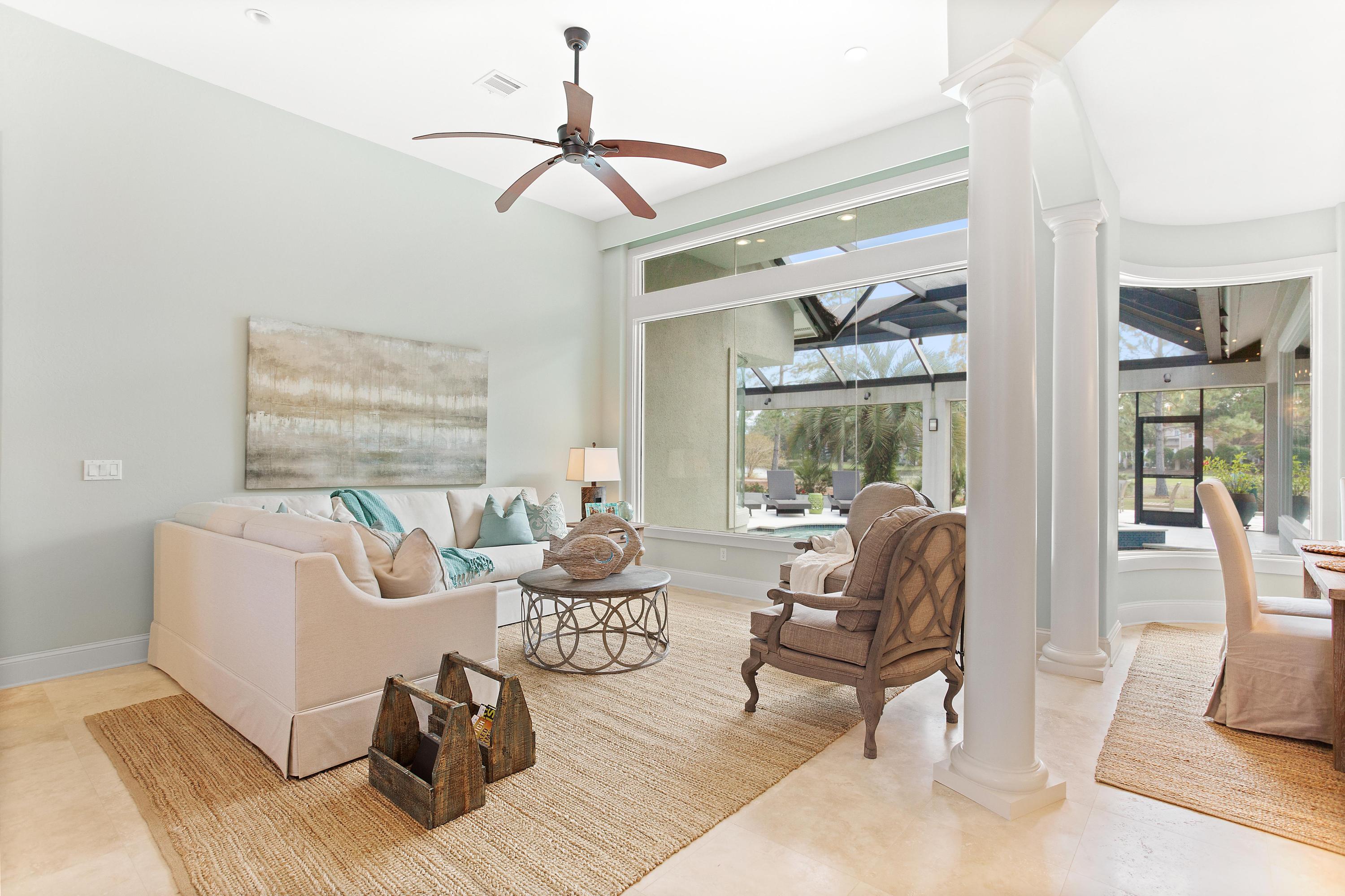 Baytowne Avenue East - Residential