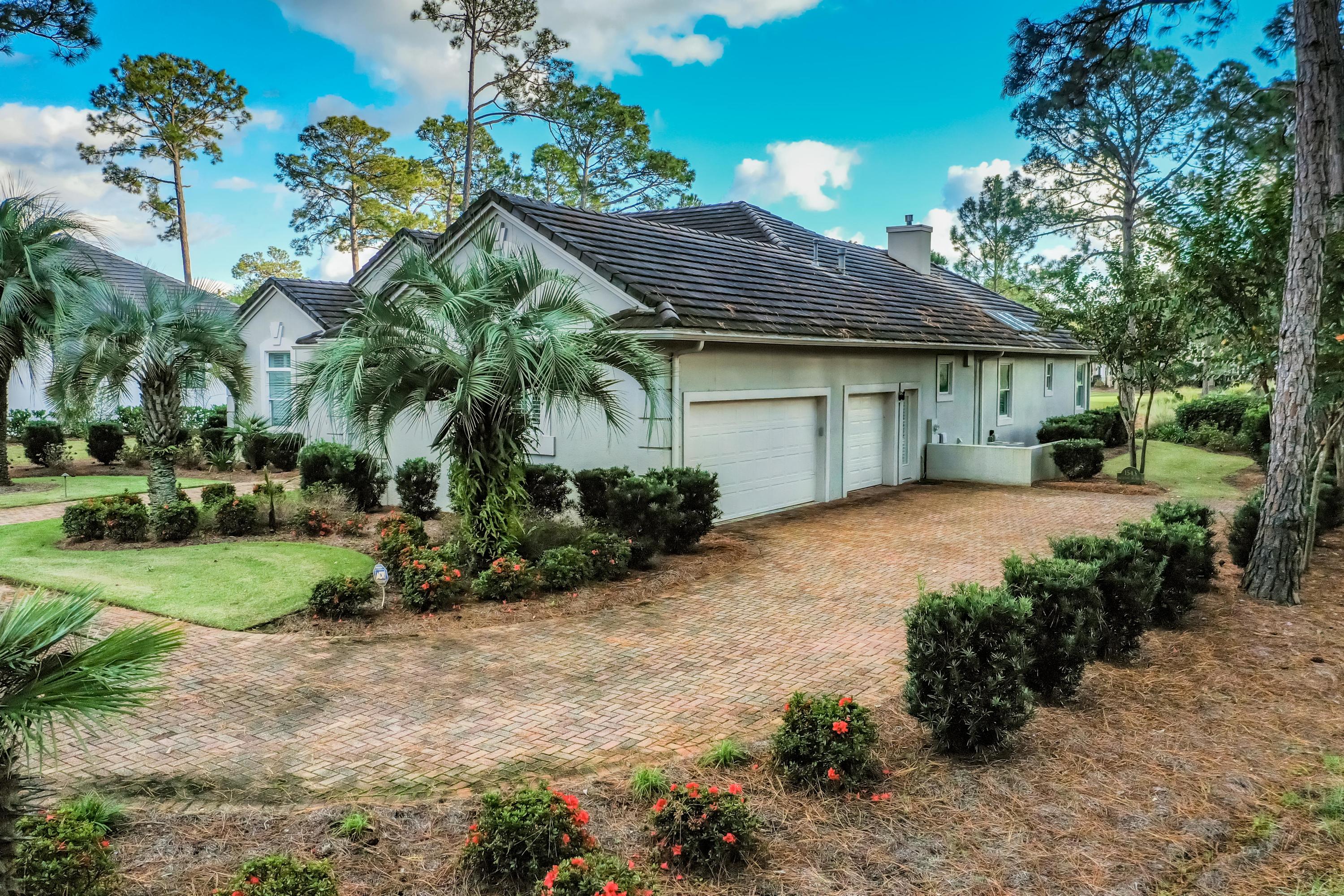 Baytowne Avenue East - Residential