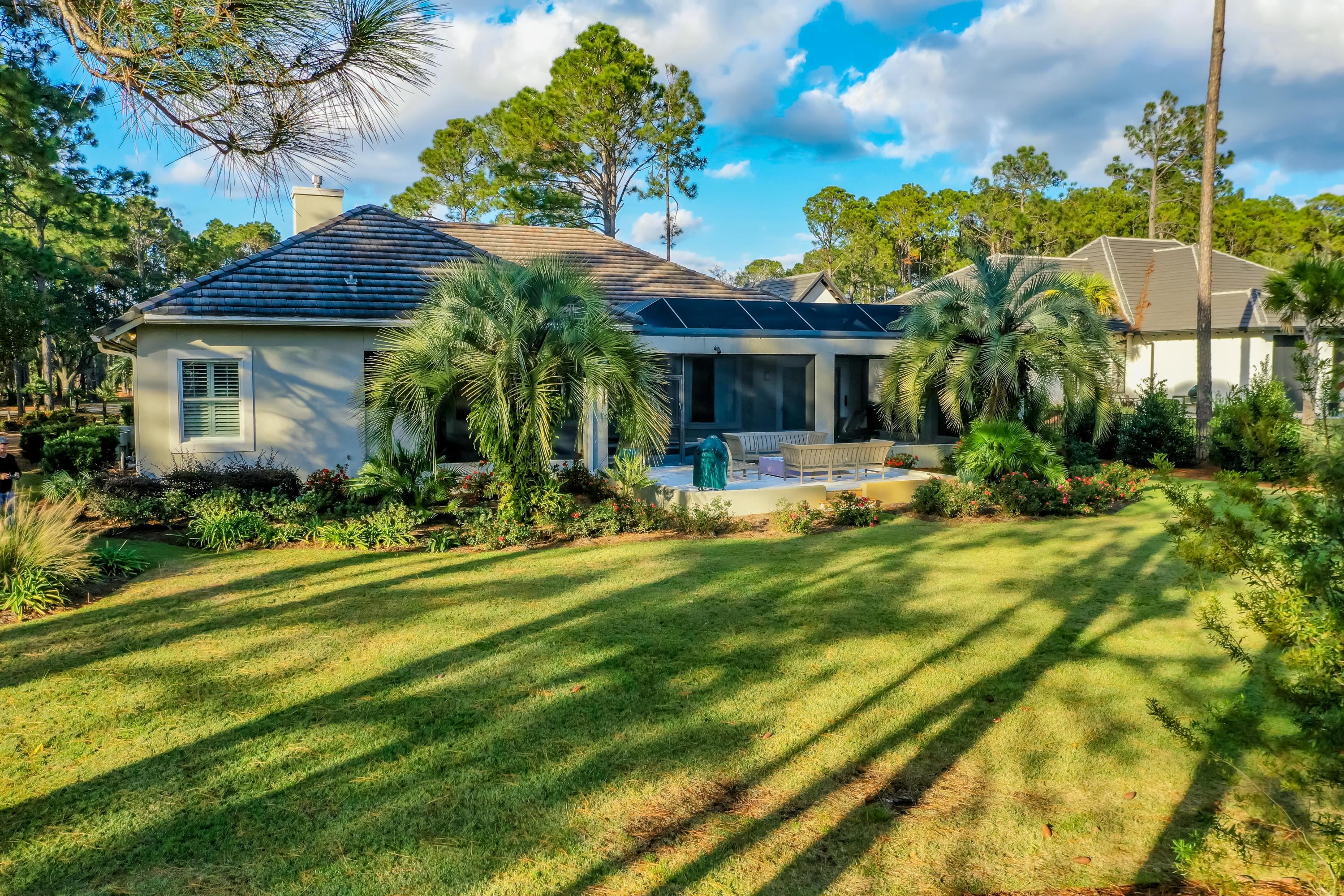 Baytowne Avenue East - Residential