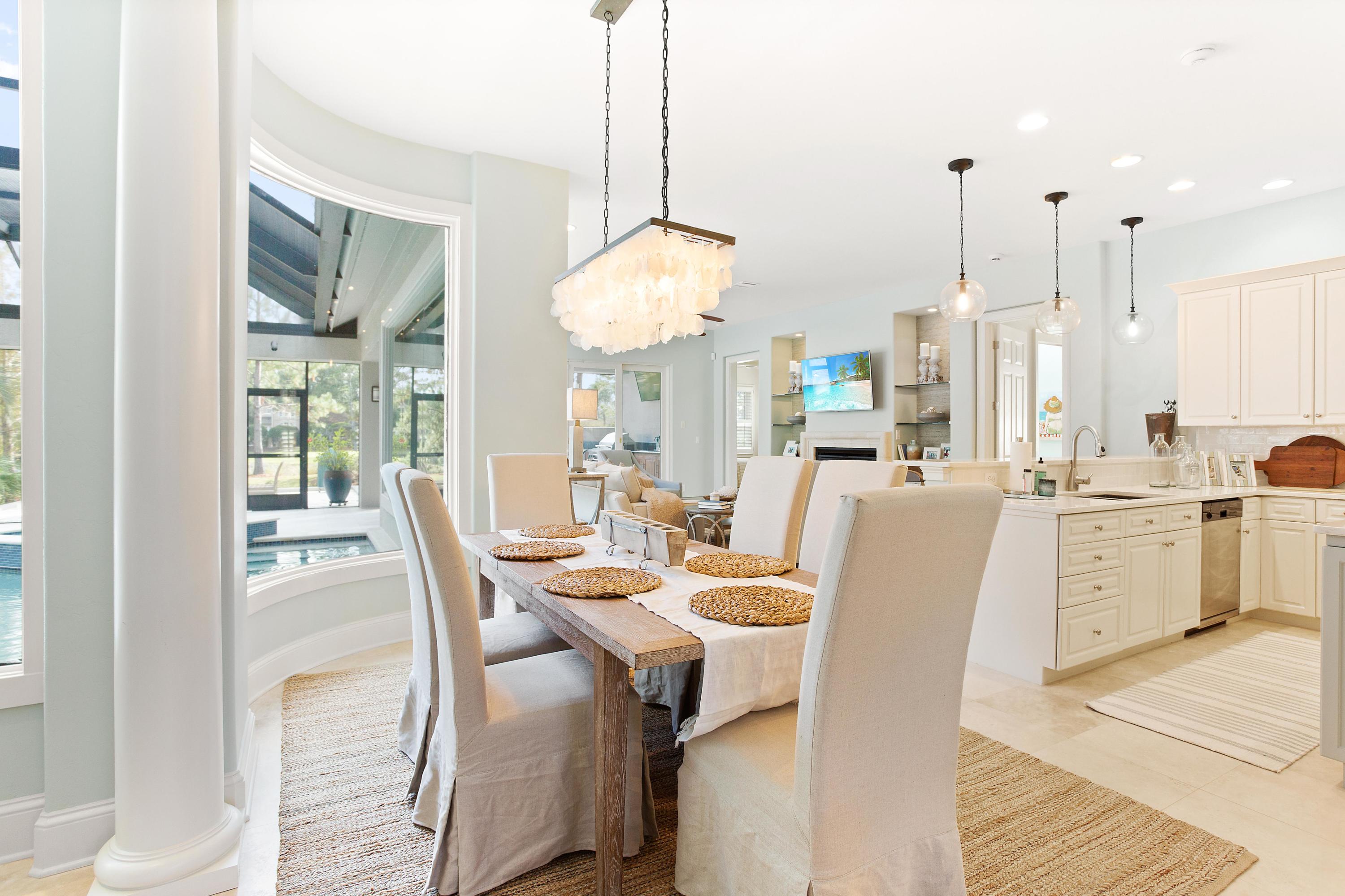 Baytowne Avenue East - Residential