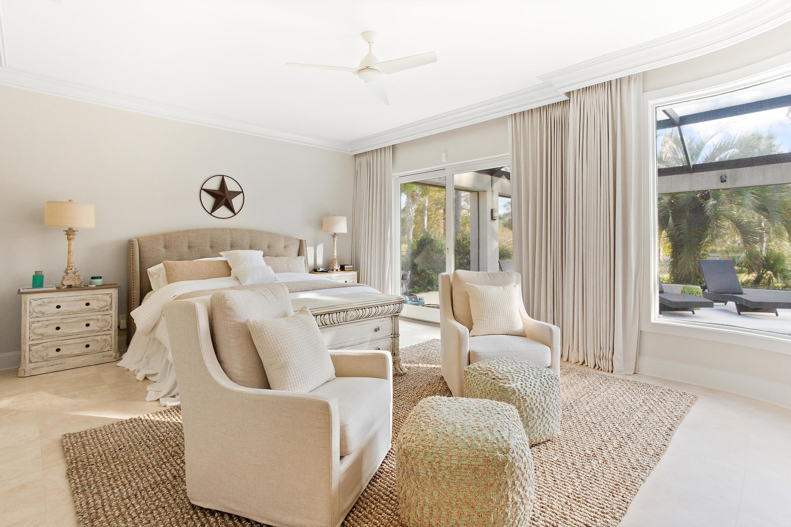 Baytowne Avenue East - Residential