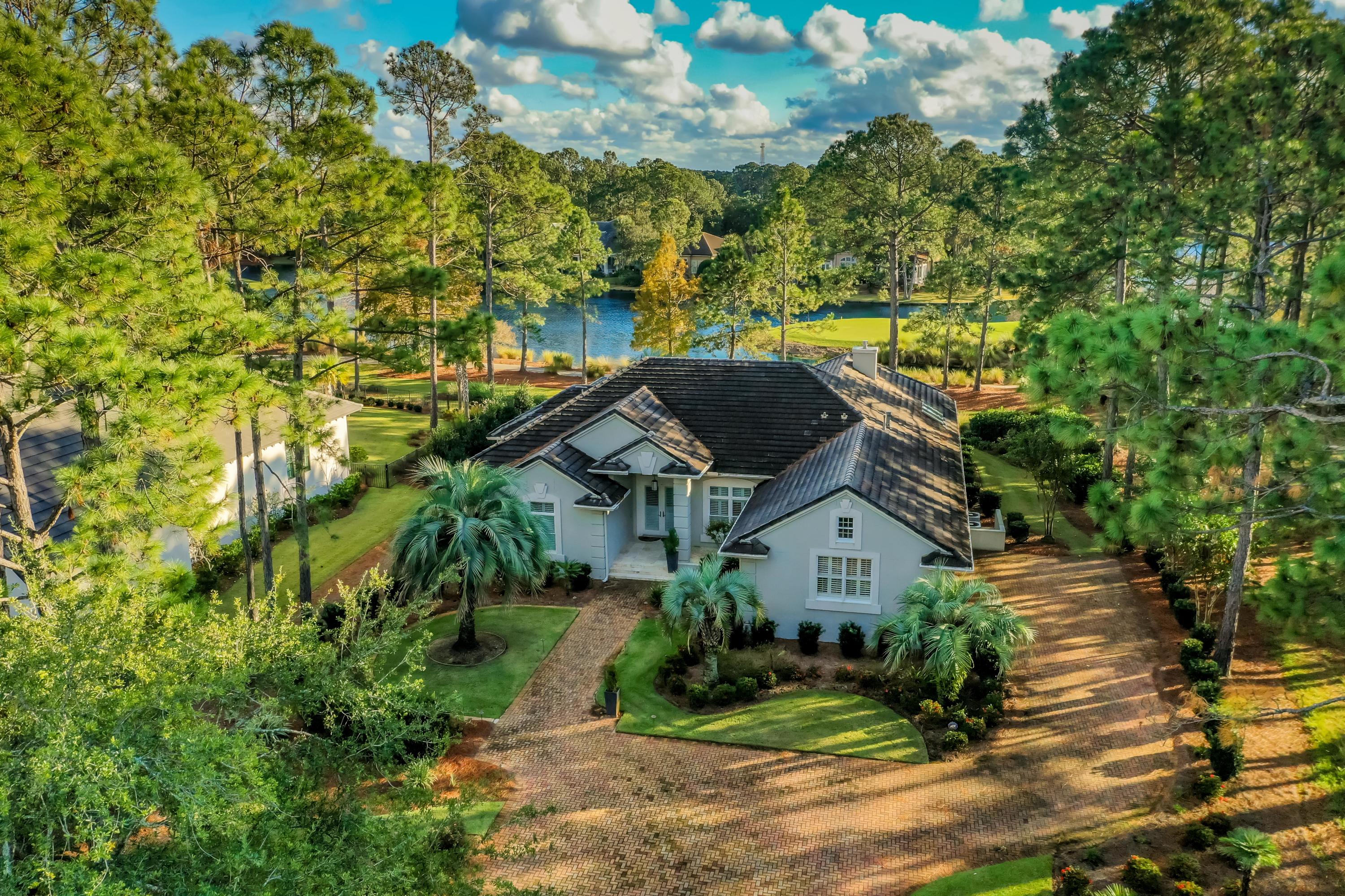 Baytowne Avenue East - Residential