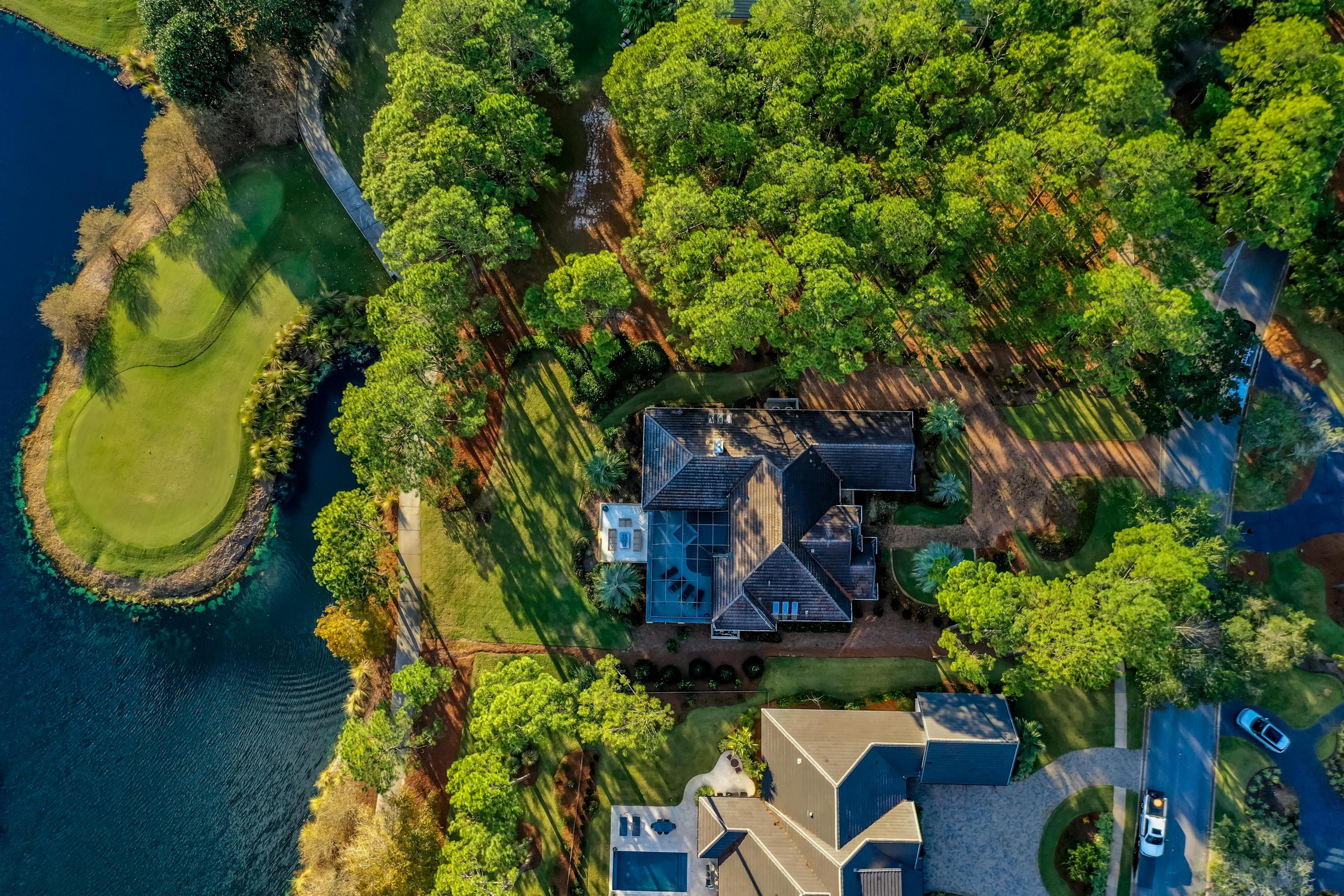 Baytowne Avenue East - Residential