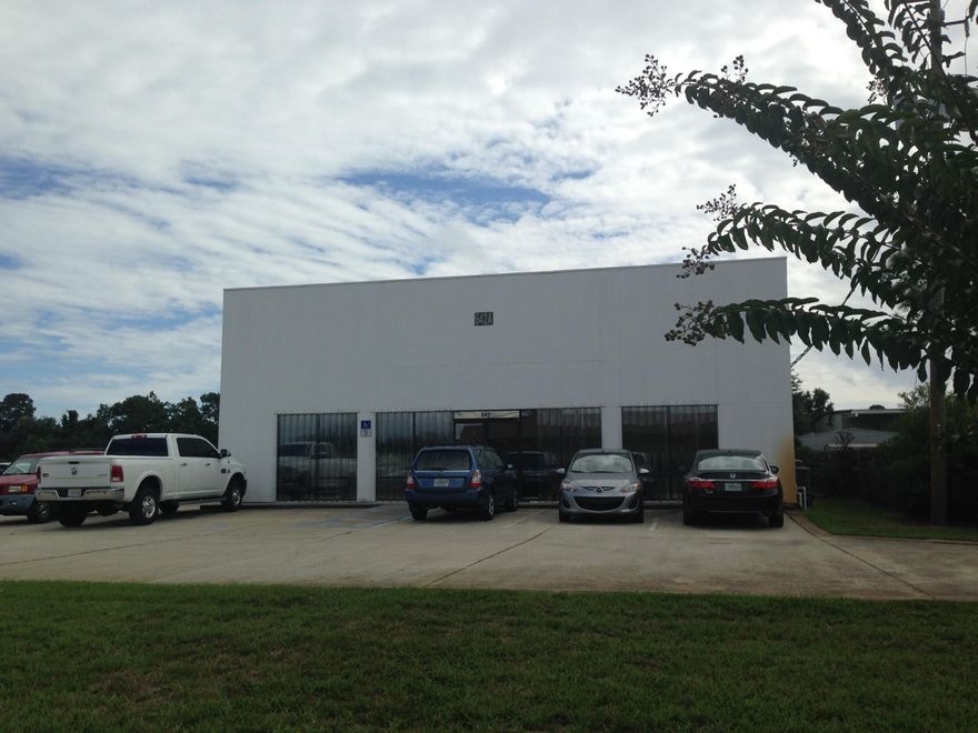 Located in the Fort Walton Beach Commerce and Technology Park this building is designed to be very flexible and can be used as all office space or a combination of office/warehouse/assembly space. The building has a loading dock, 2 over head doors, 3 phase power and more. Additional land (3.5 acres) adjacent to the building can also be leased if needed.