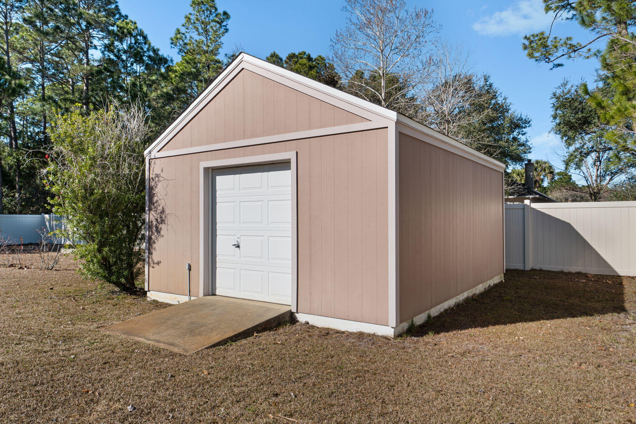 HOLLEY BY THE SEA - Residential