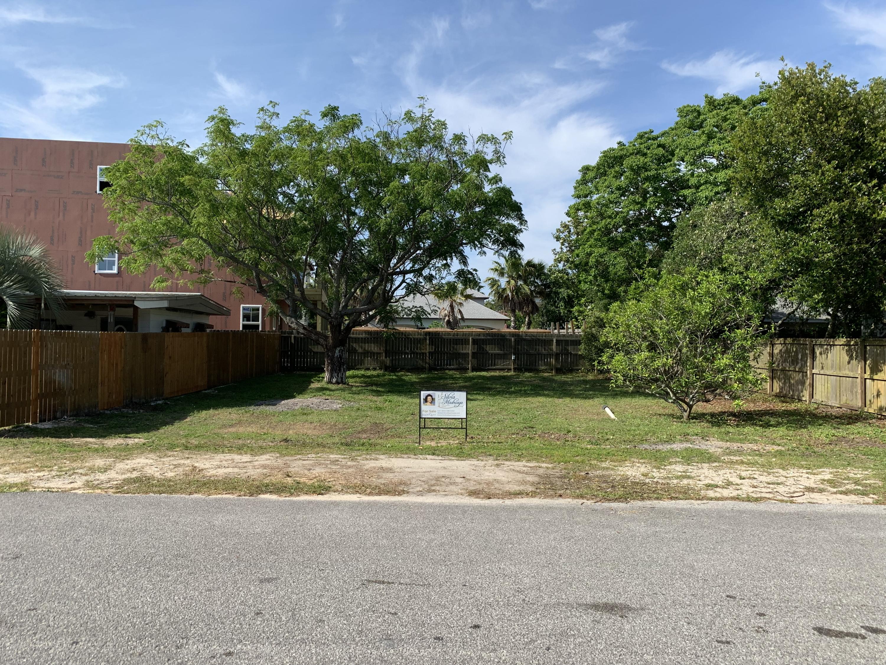 FRANGISTA BEACH 1ST ADDN - Land