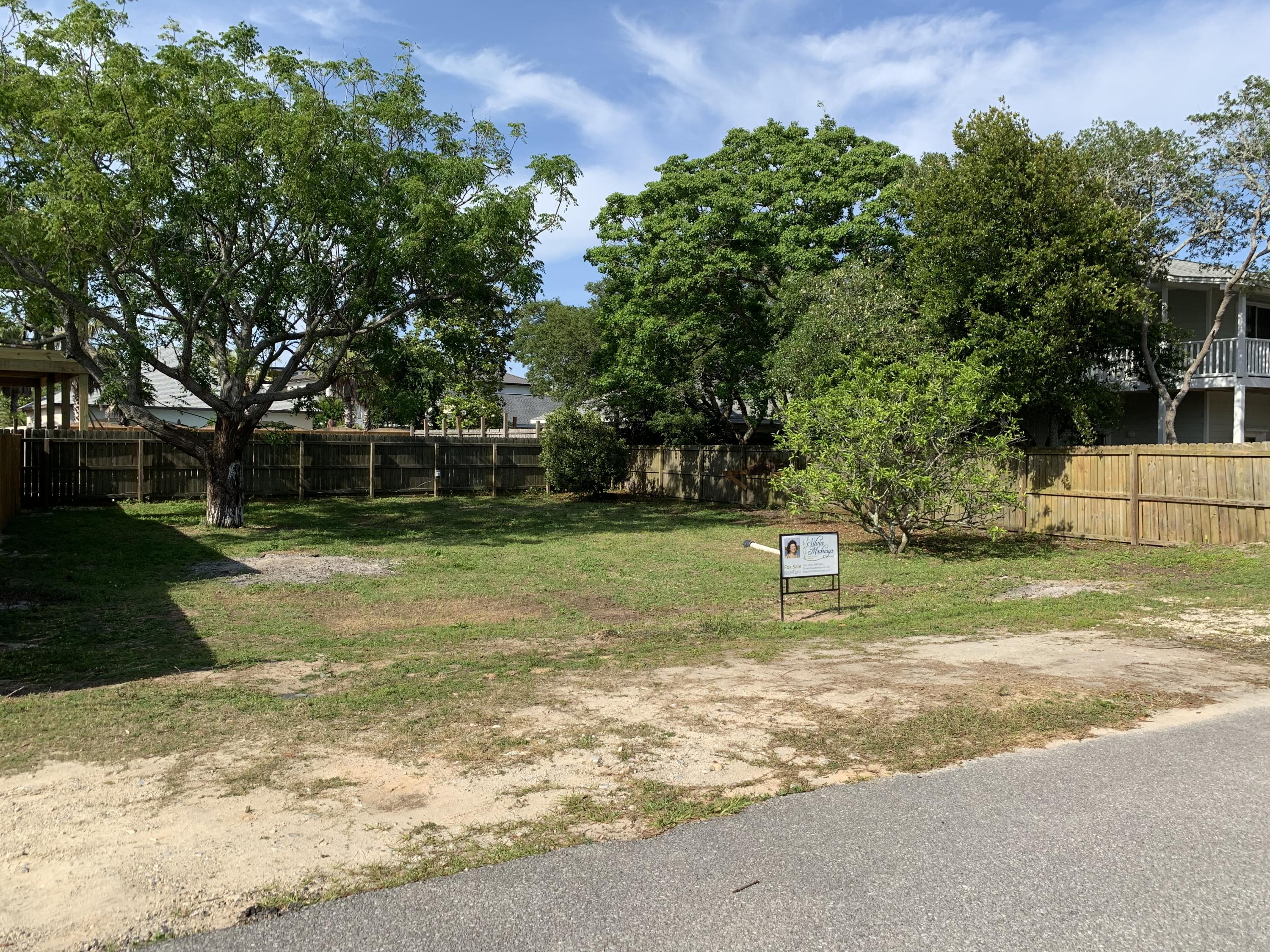 FRANGISTA BEACH 1ST ADDN - Land