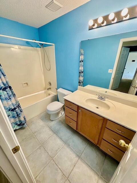 PARISH PINES - Residential Lease