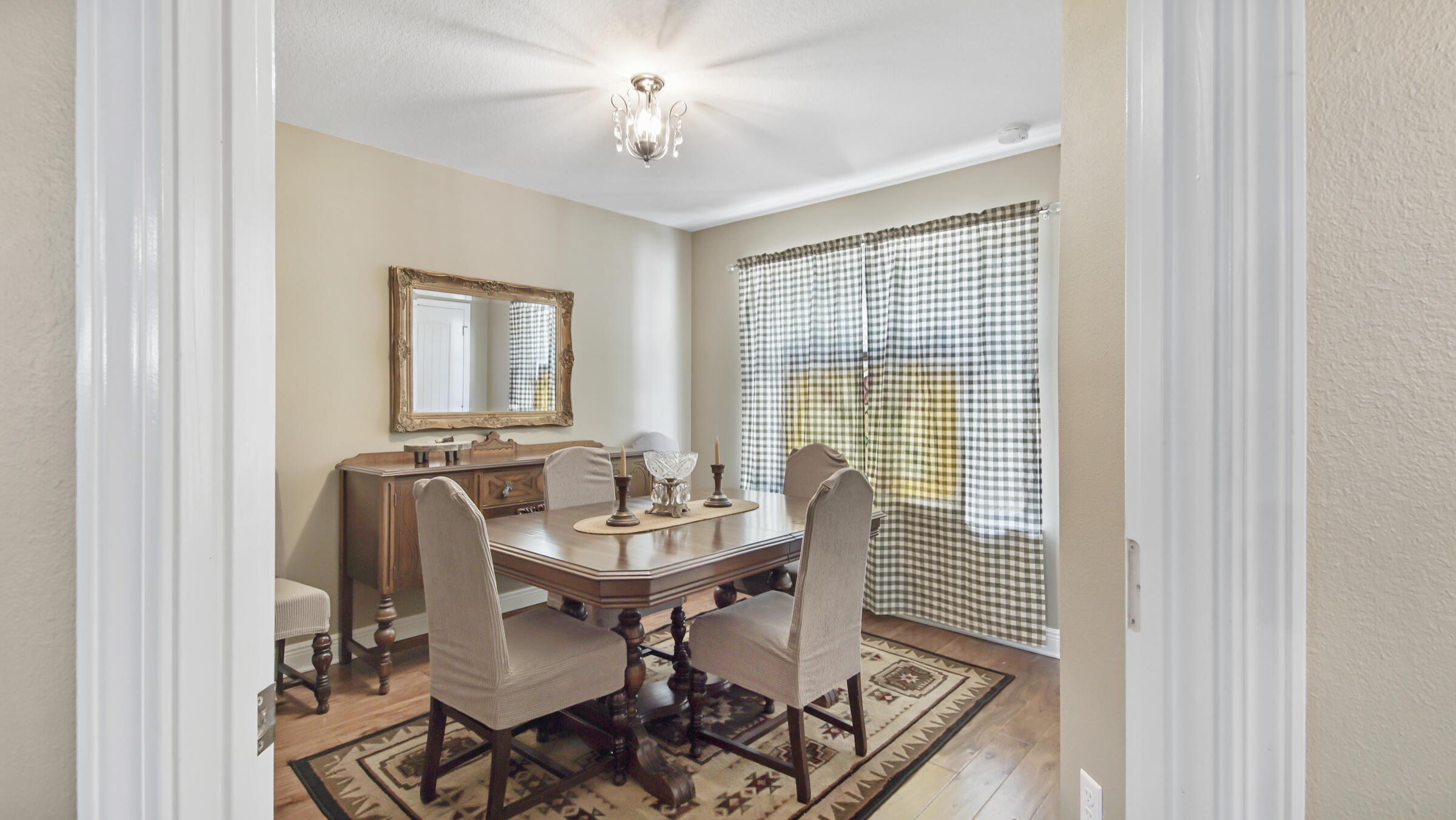 EAGLE BAY - Residential