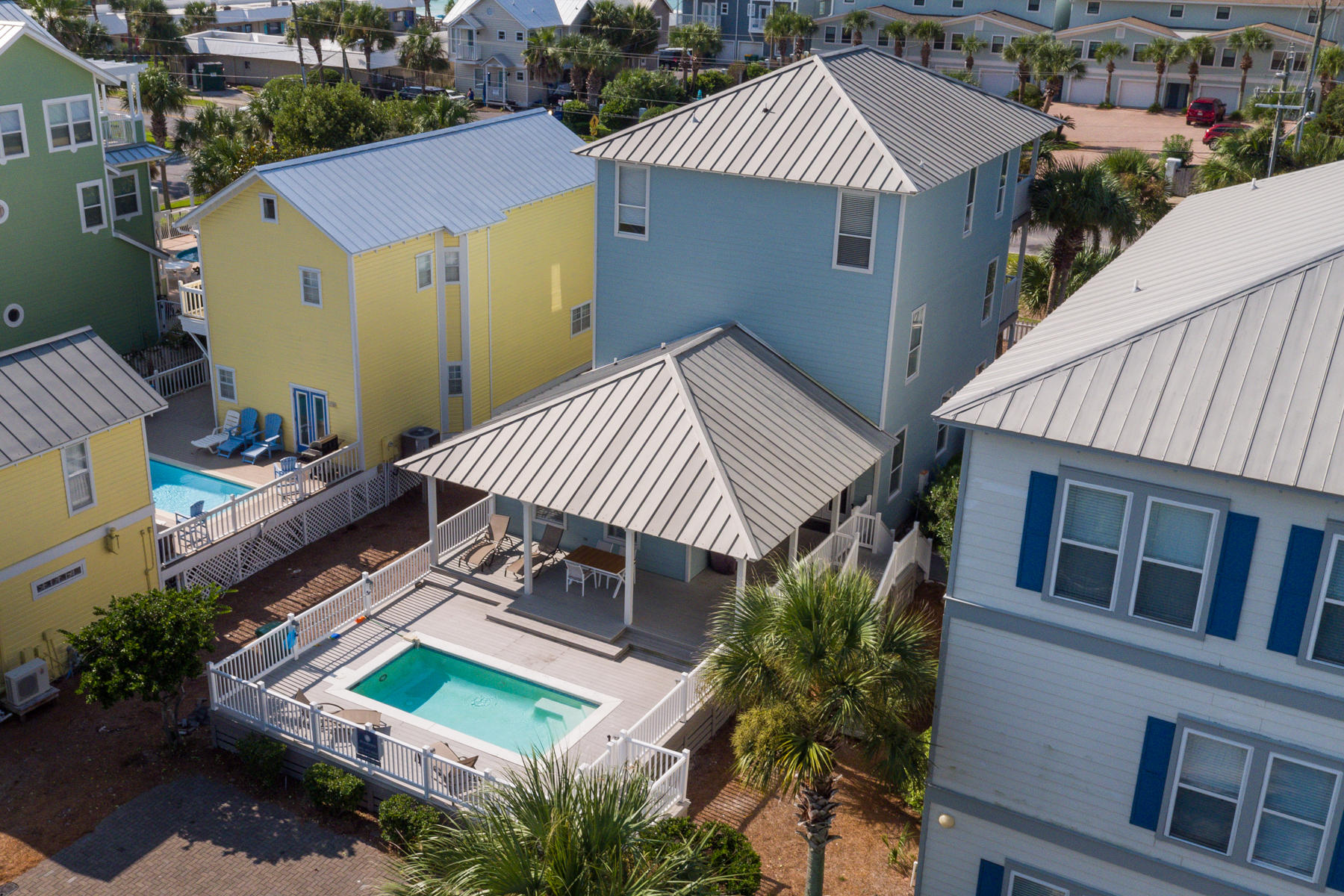 CRYSTAL BEACH - Residential