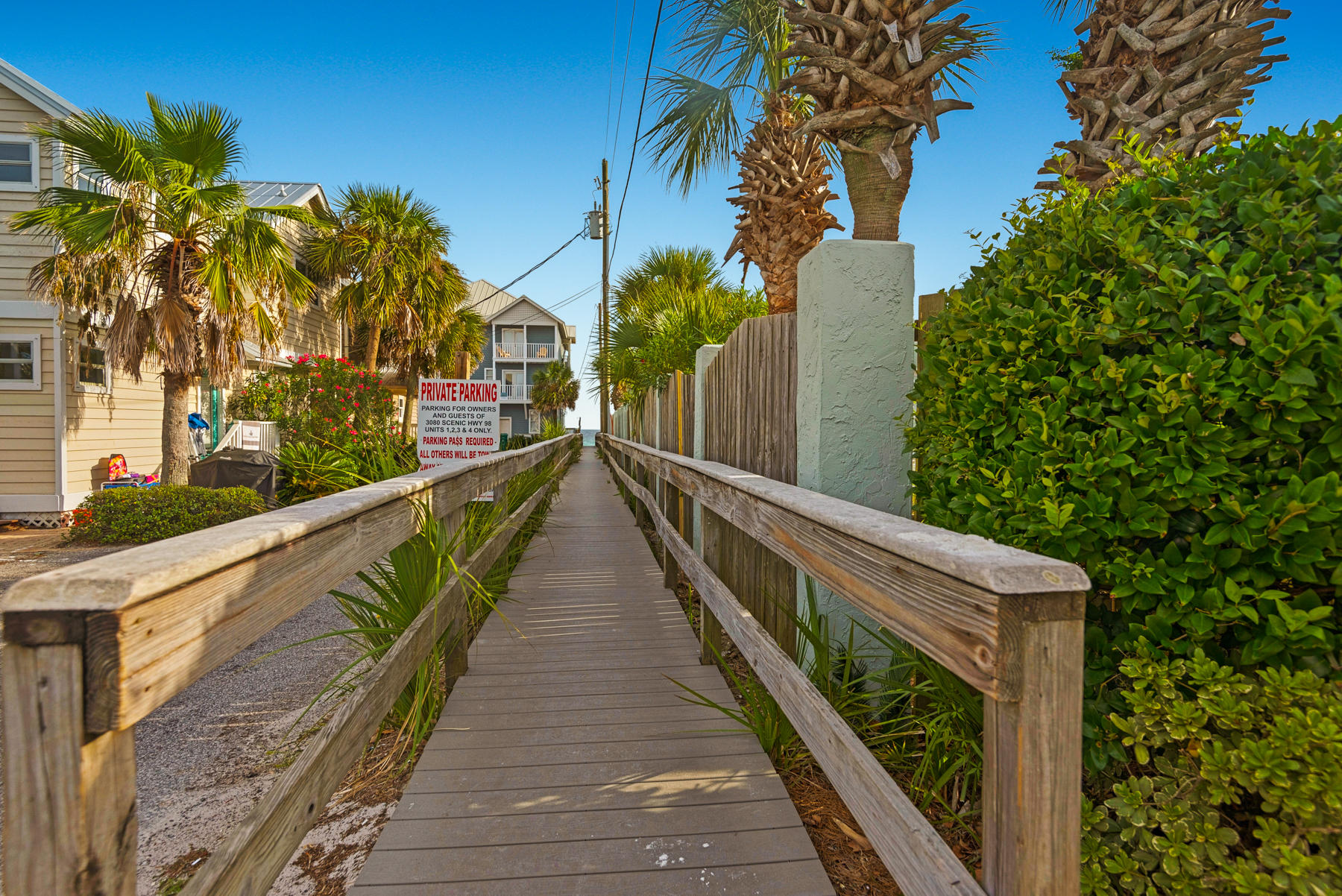 CRYSTAL BEACH - Residential