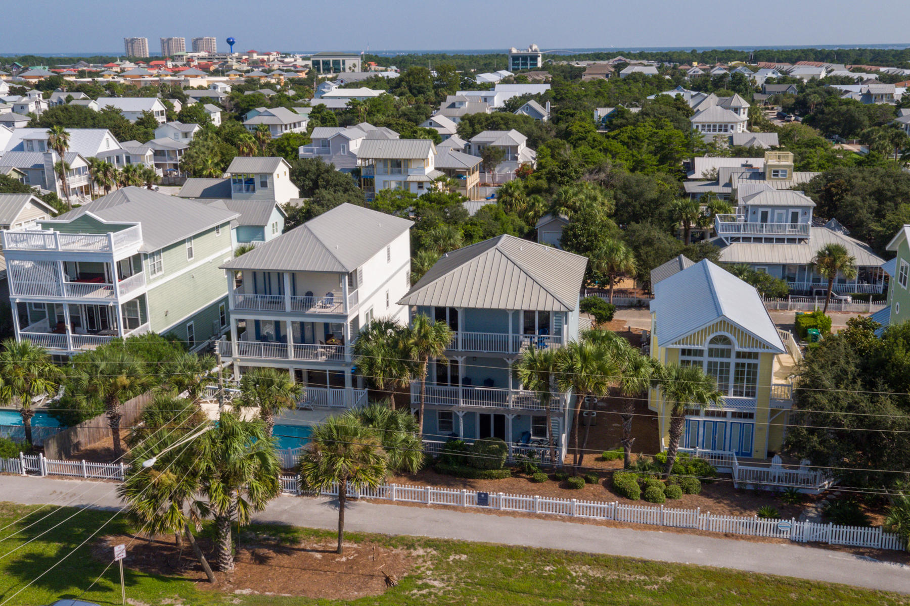 CRYSTAL BEACH - Residential