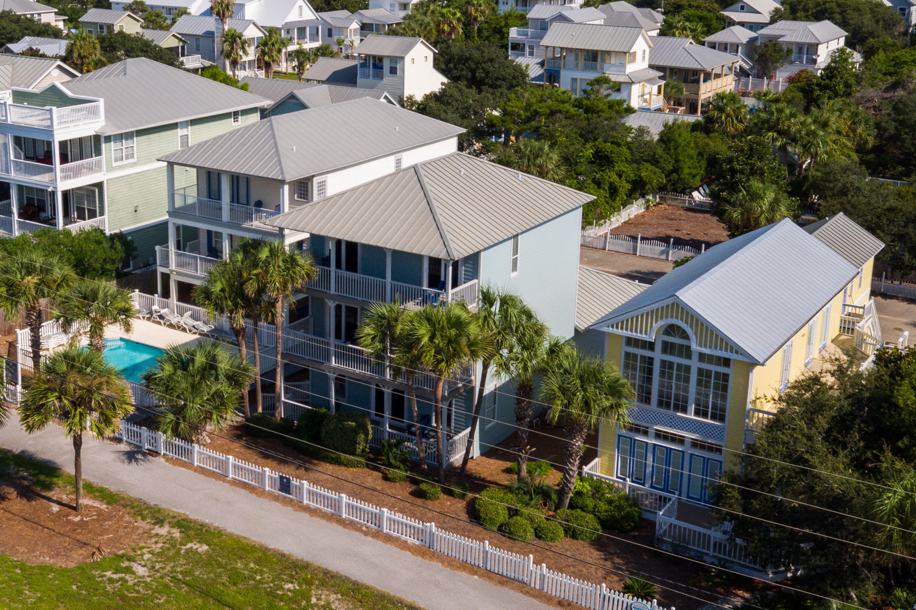 CRYSTAL BEACH - Residential