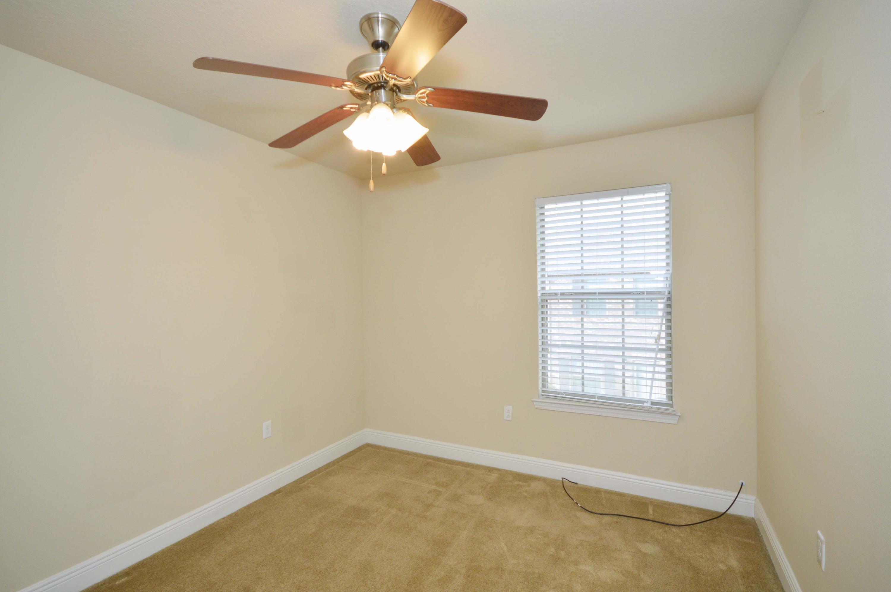 RESERVE POINTE - Residential