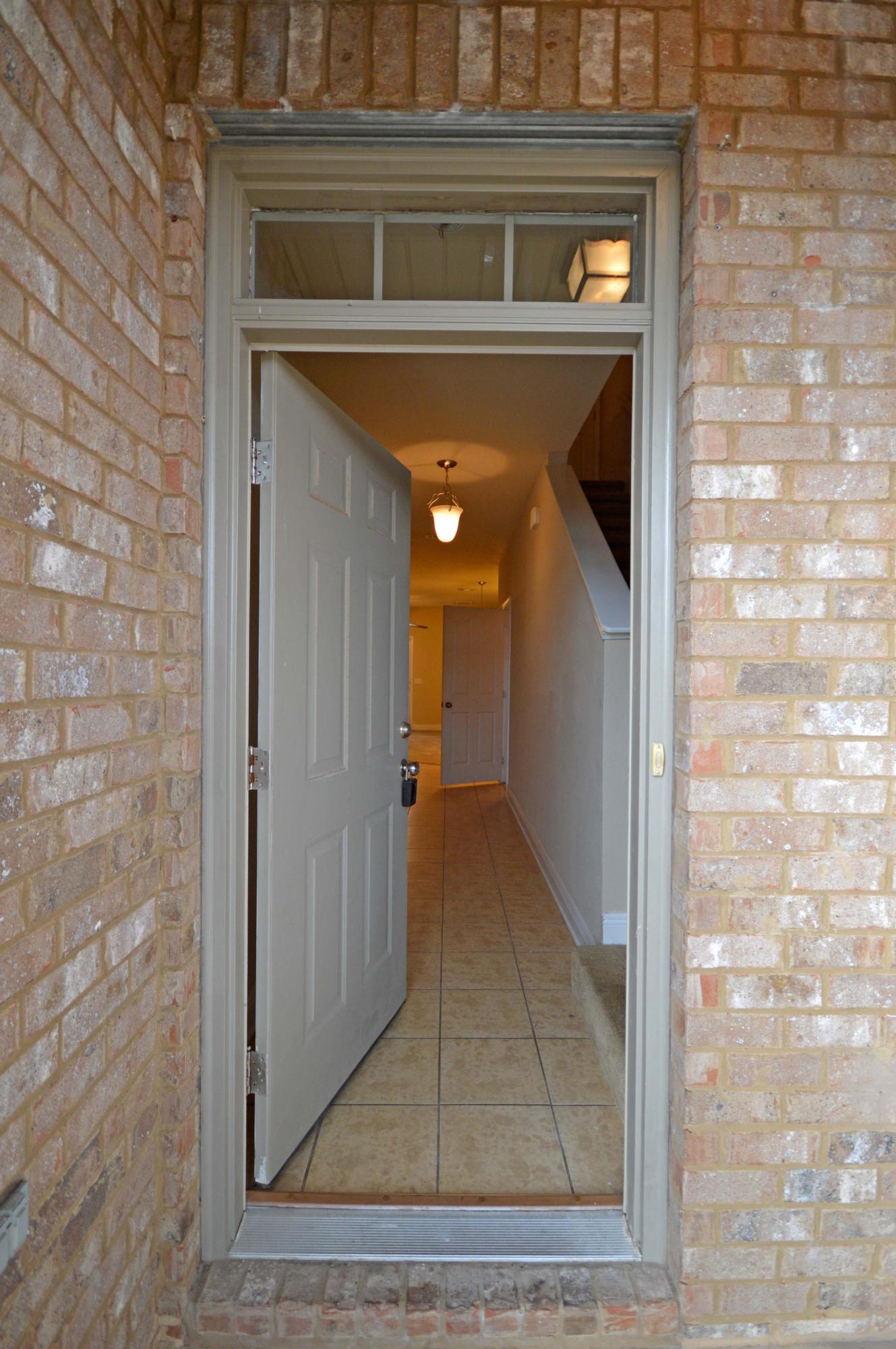 RESERVE POINTE - Residential