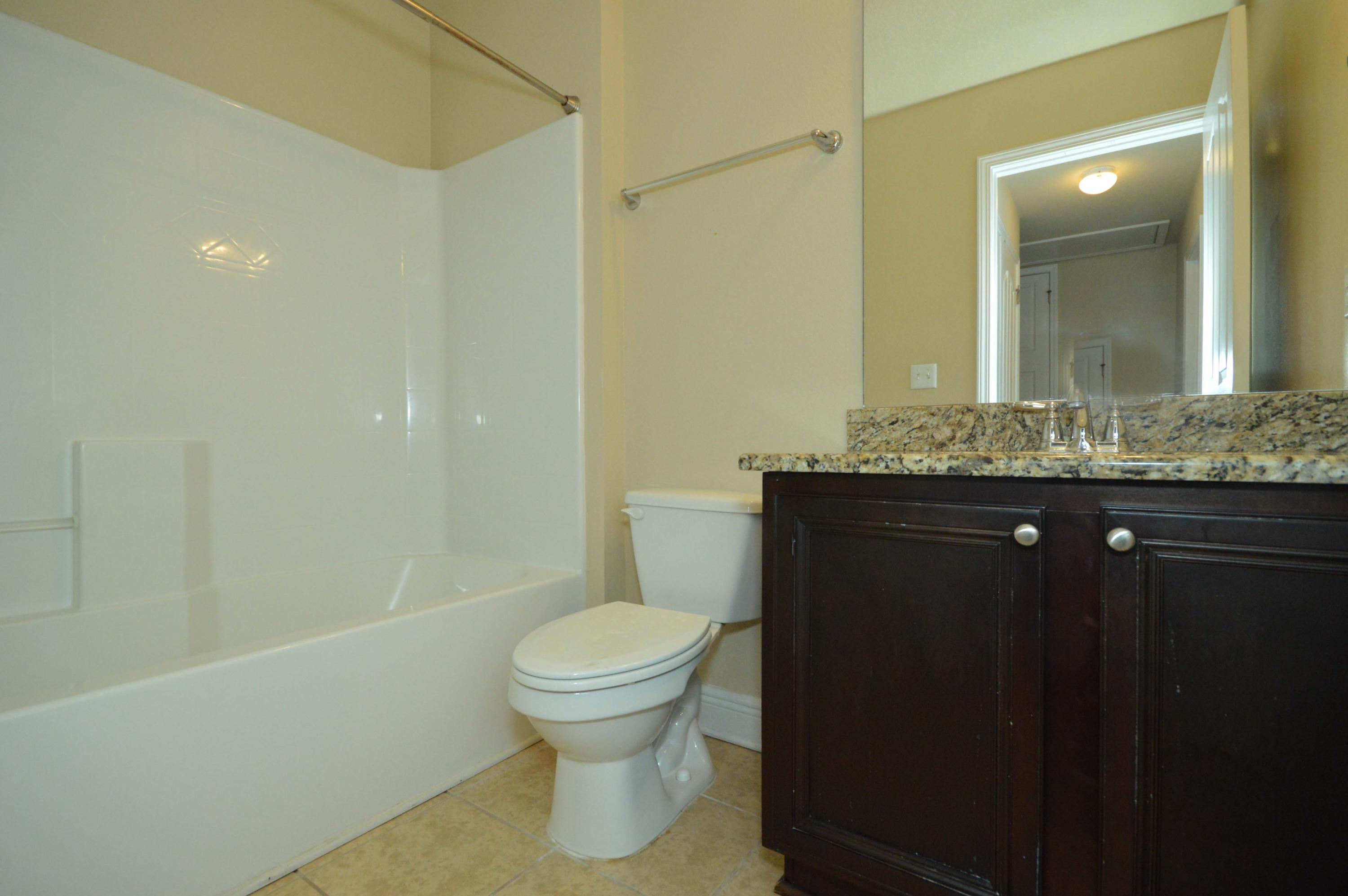 RESERVE POINTE - Residential