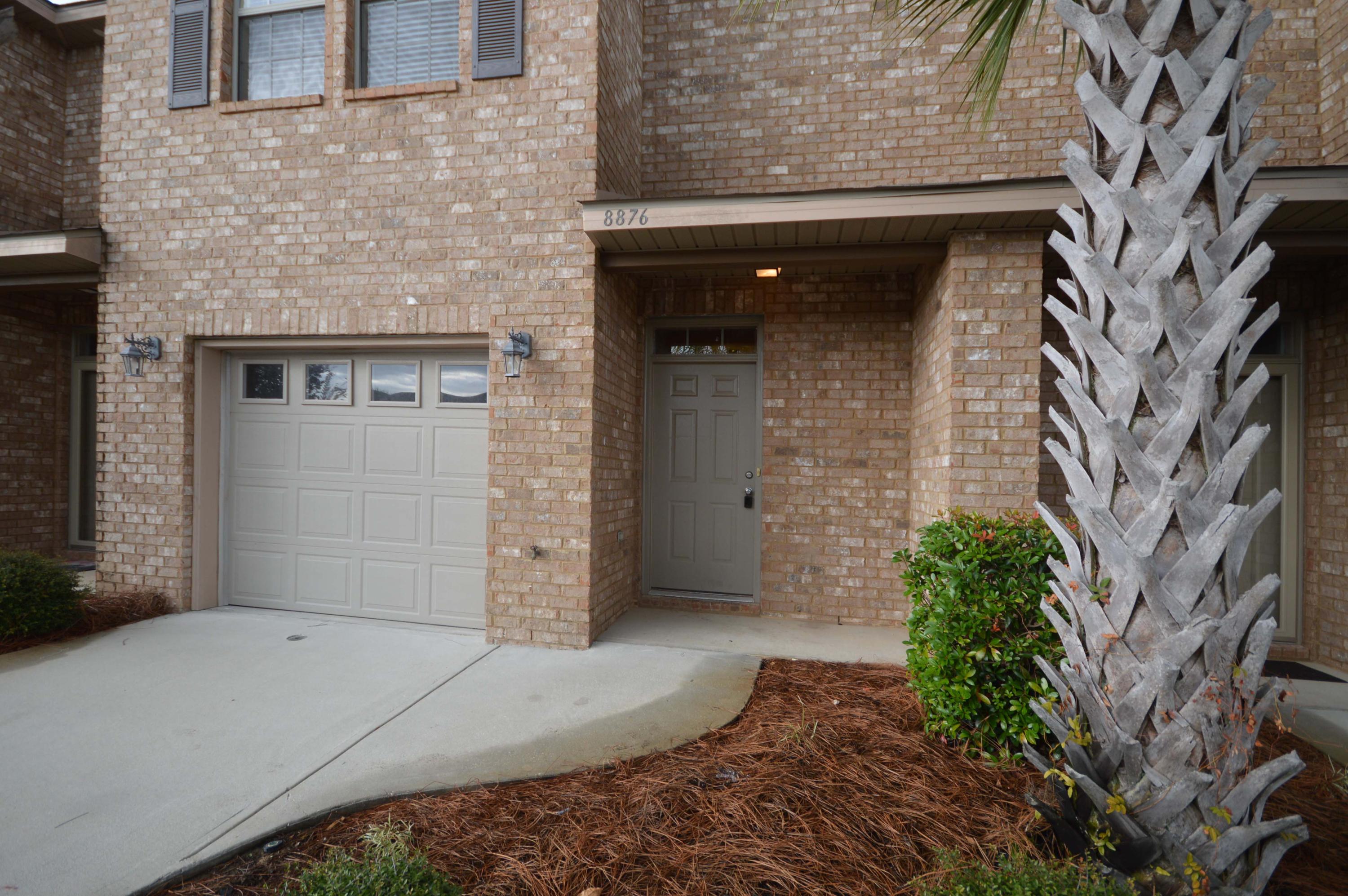 RESERVE POINTE - Residential