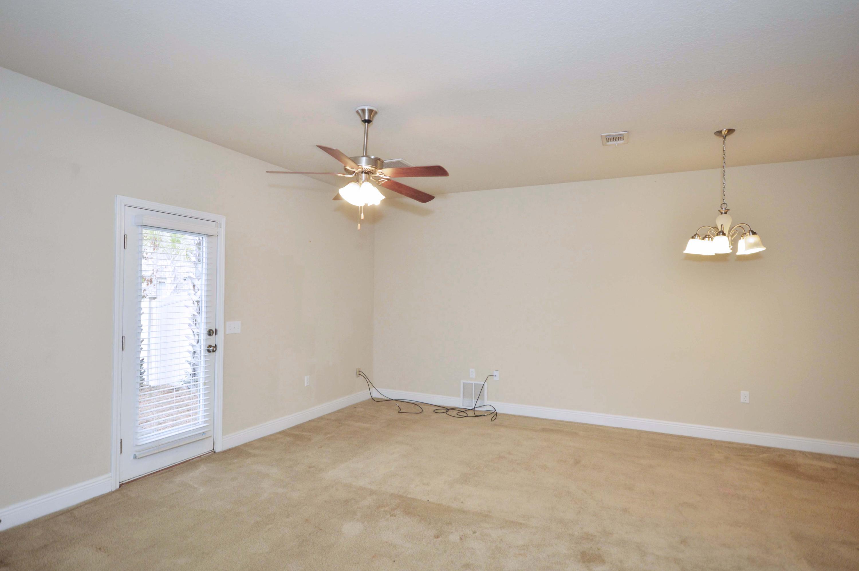 RESERVE POINTE - Residential