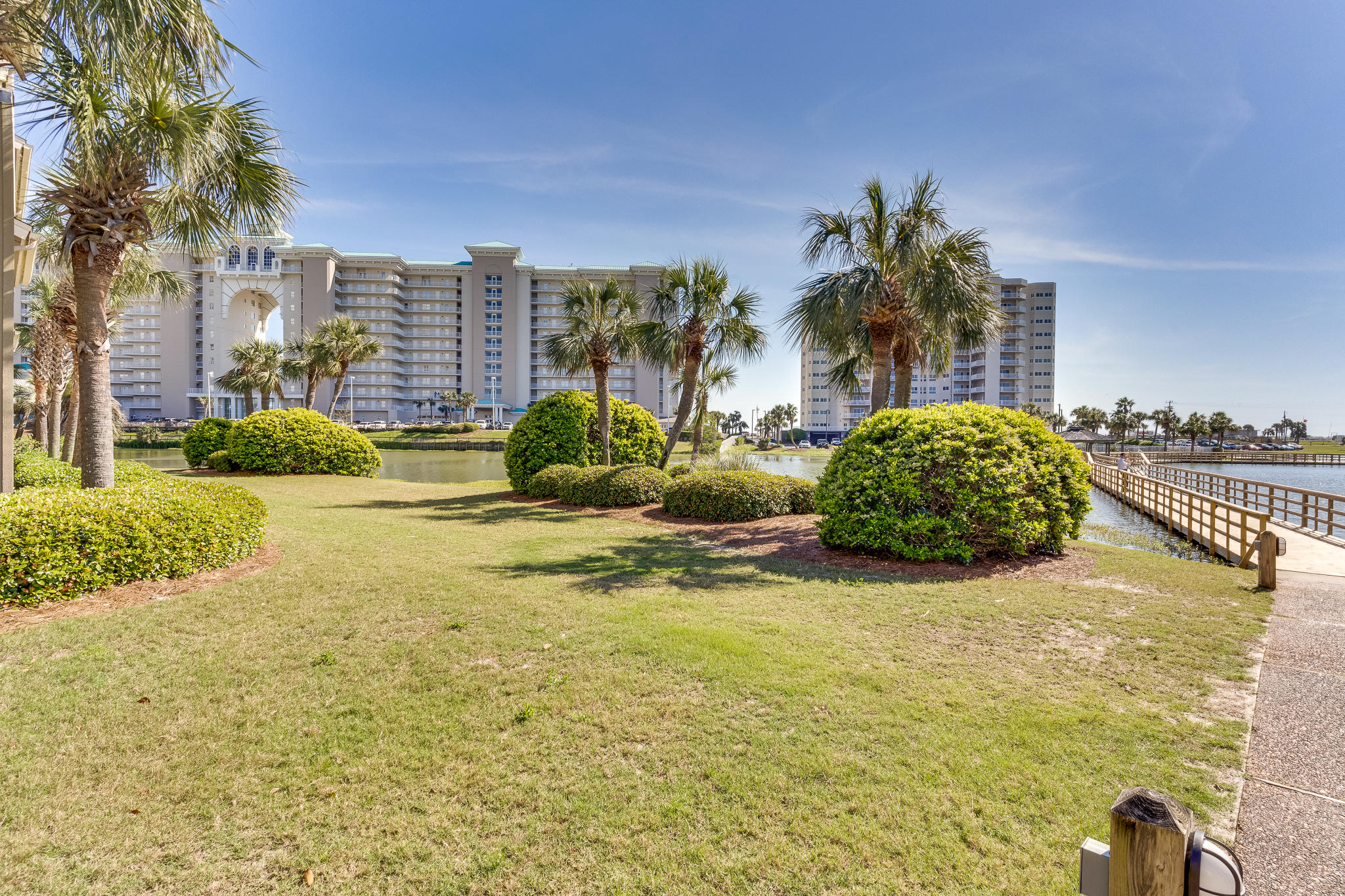 SEASCAPE CONDO PH 7 - Residential