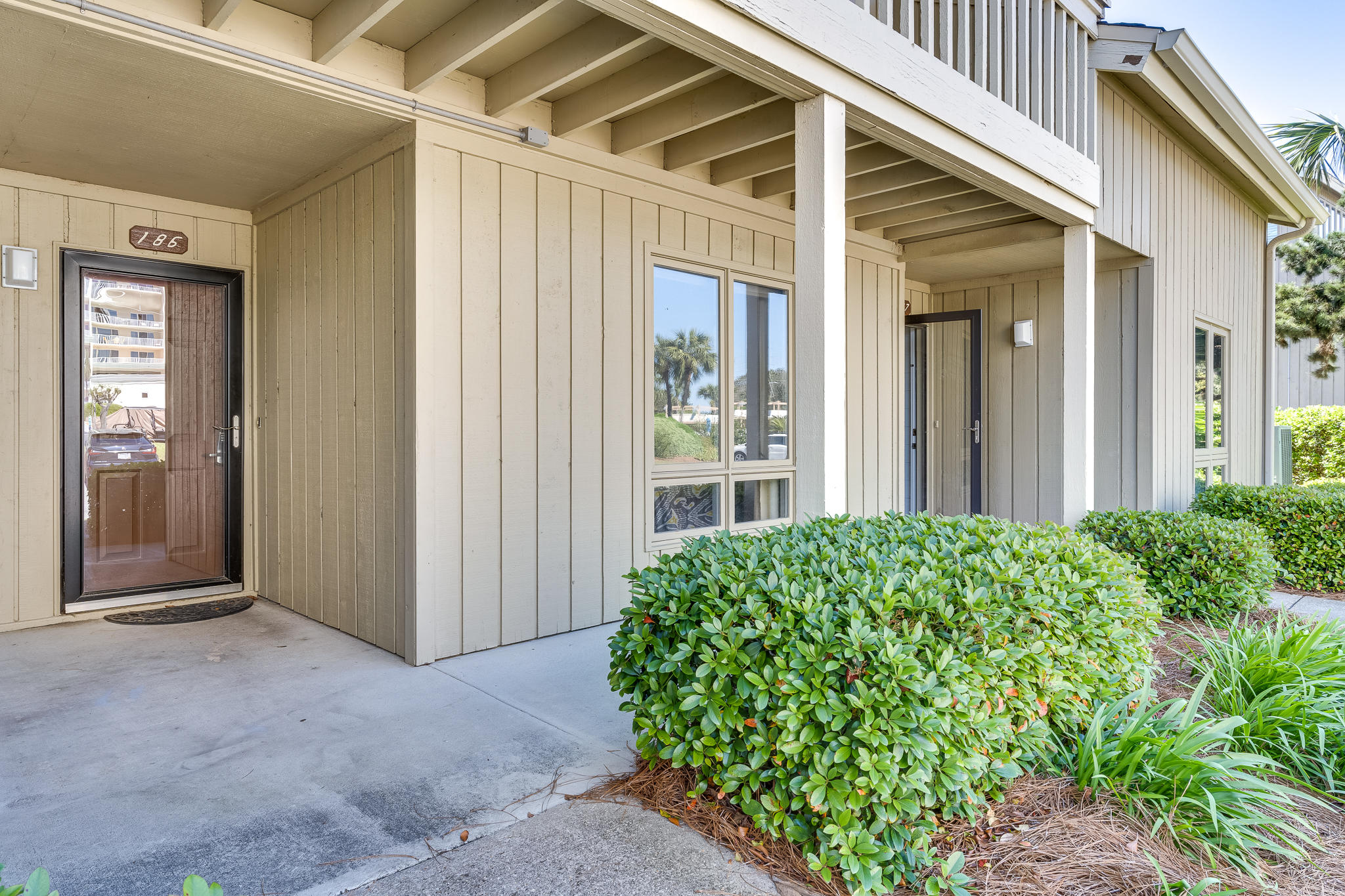 SEASCAPE CONDO PH 7 - Residential