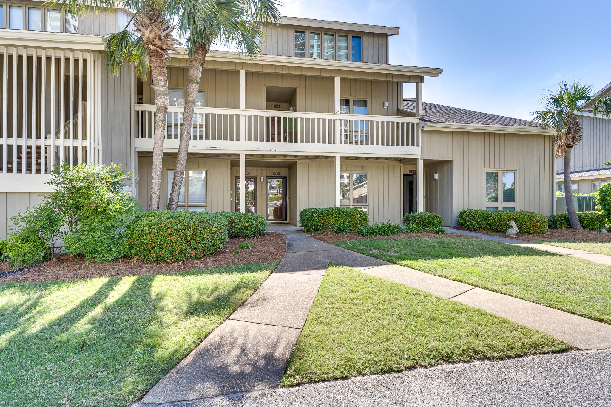 SEASCAPE CONDO PH 7 - Residential