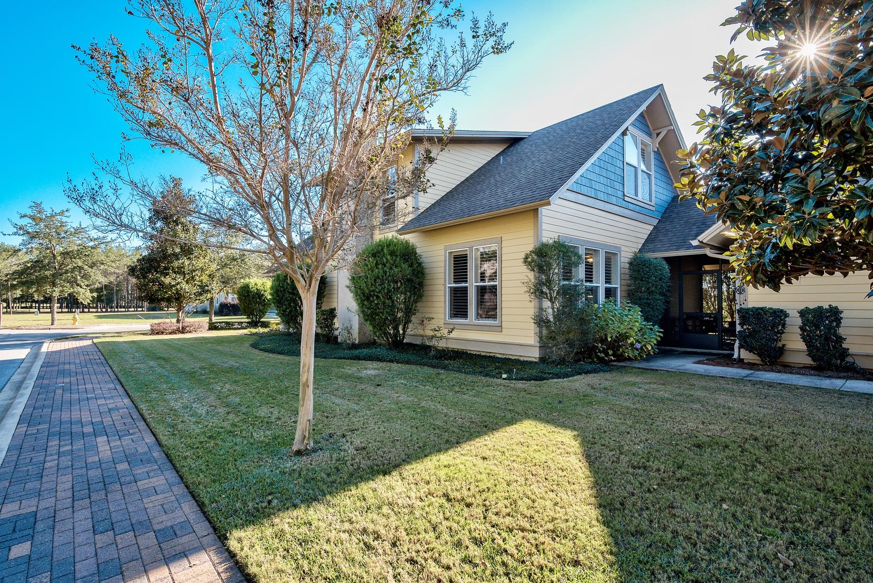 HAMMOCK BAY - Residential