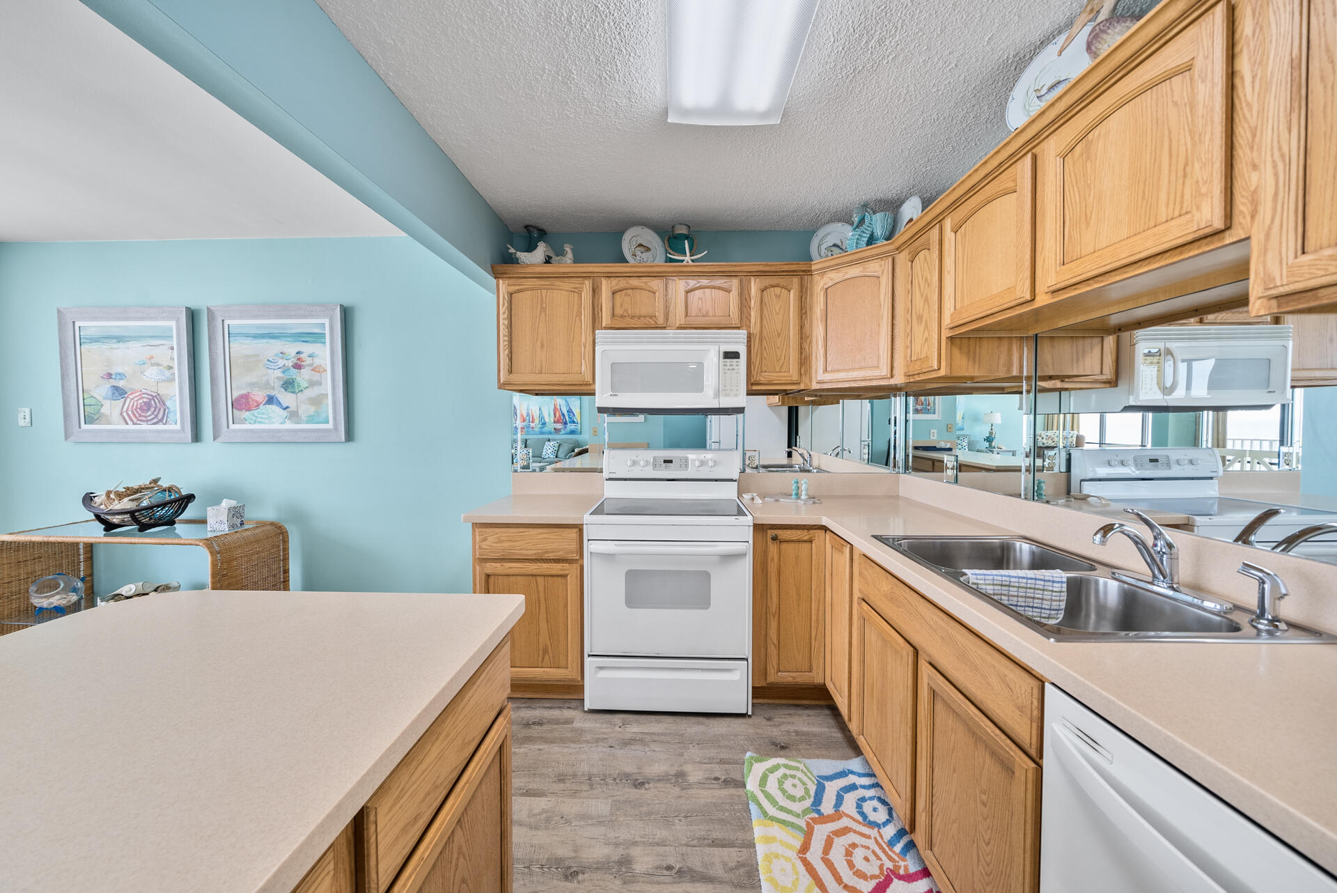 EDGEWATER - Residential