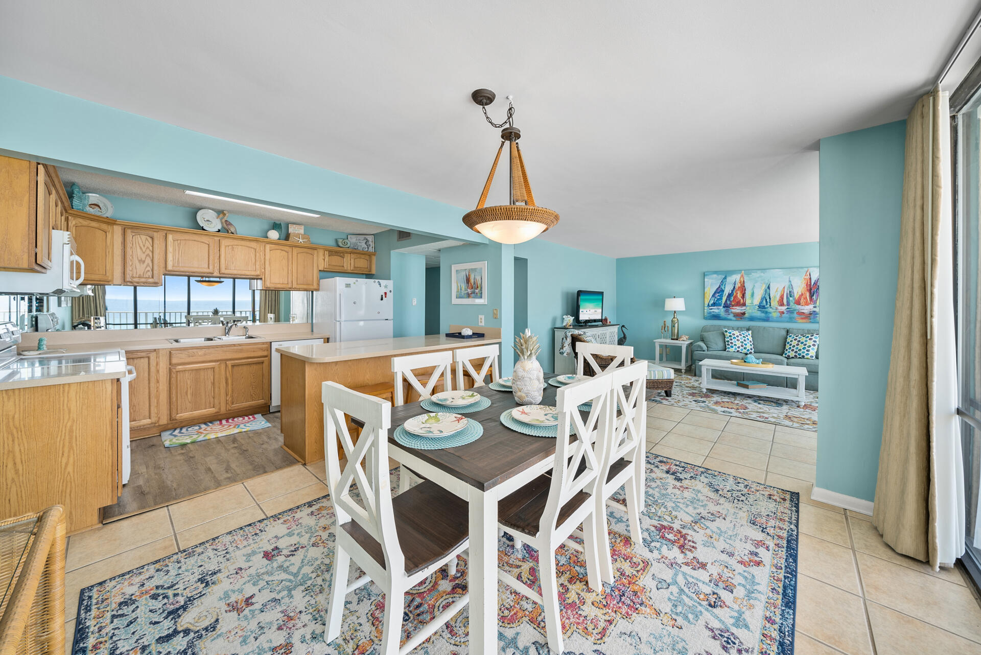 EDGEWATER - Residential