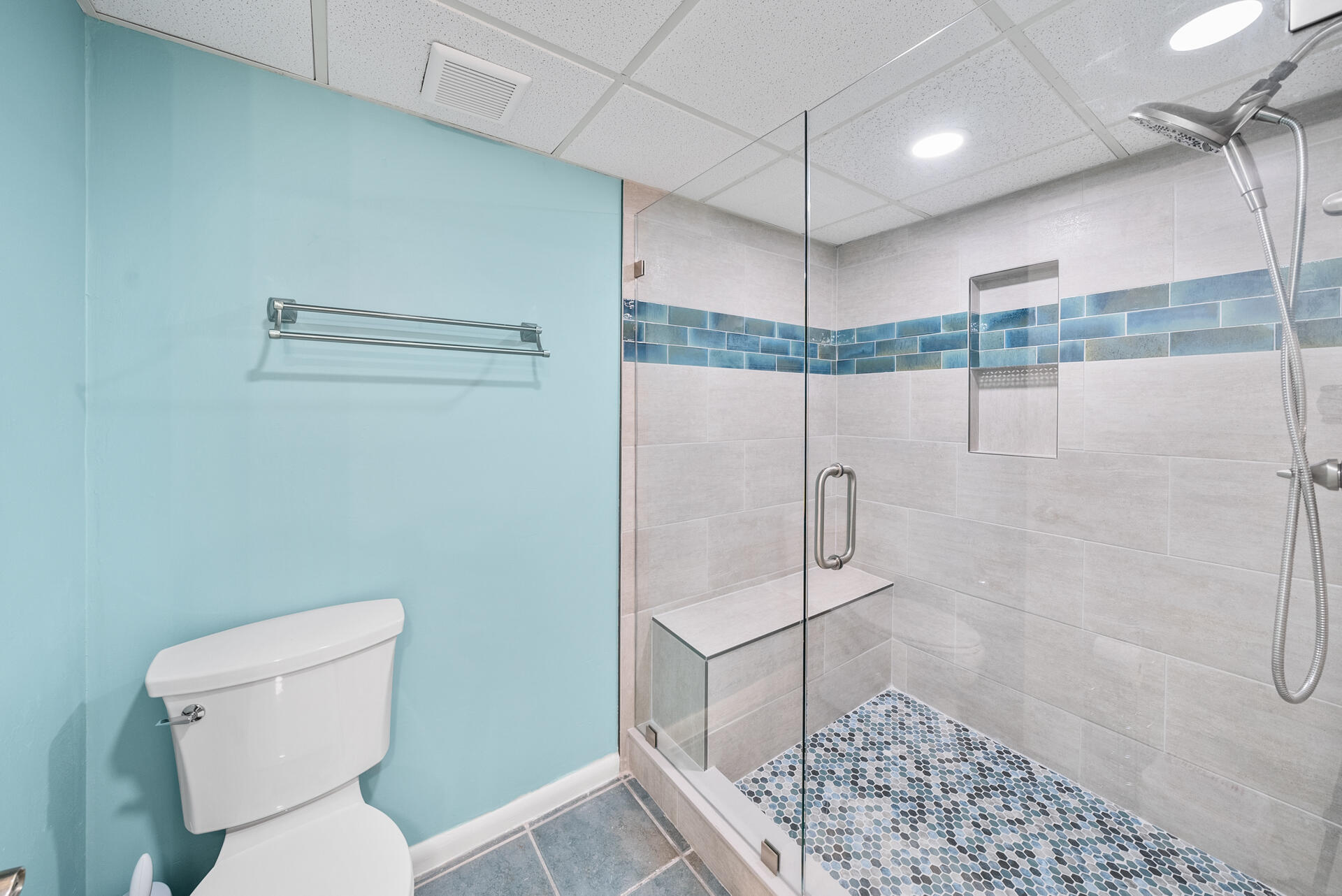EDGEWATER - Residential