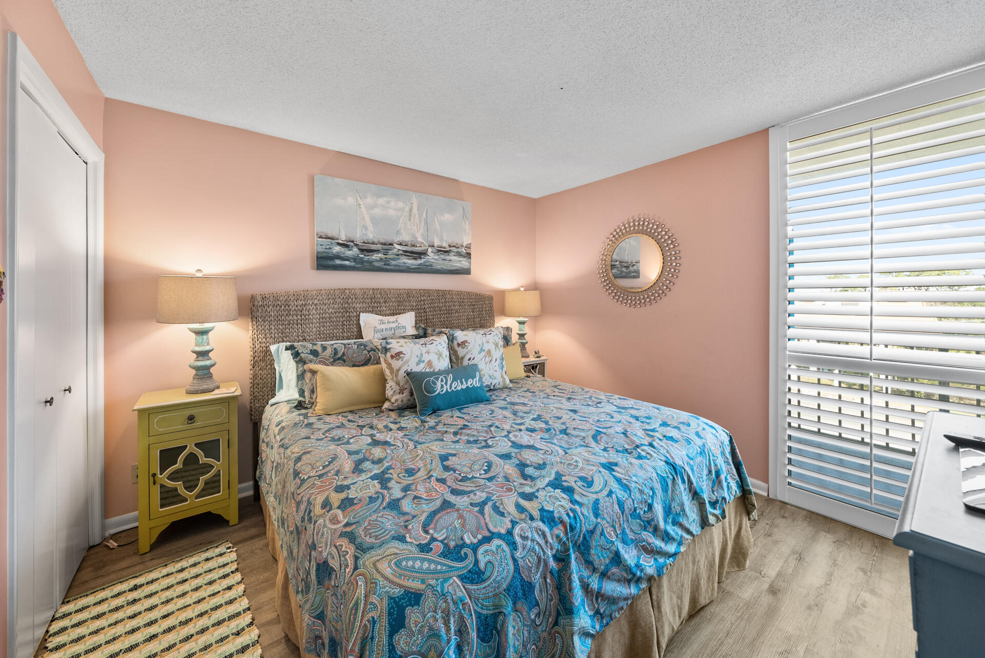 EDGEWATER - Residential
