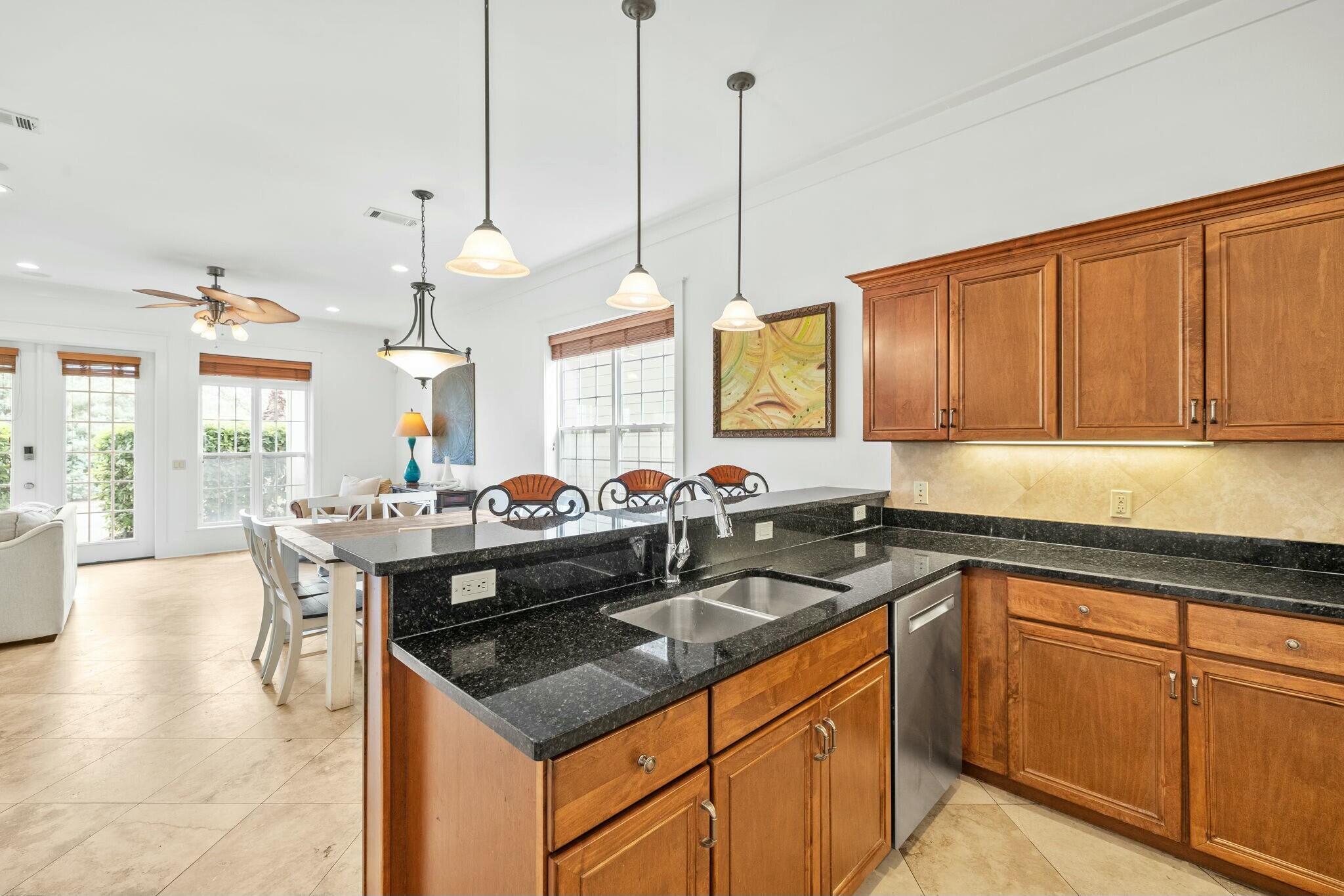 EMERALD WATERS VILLAGE - Residential