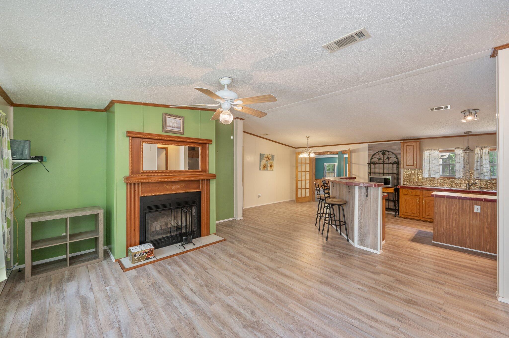 KIMBERLY ESTATES - Residential
