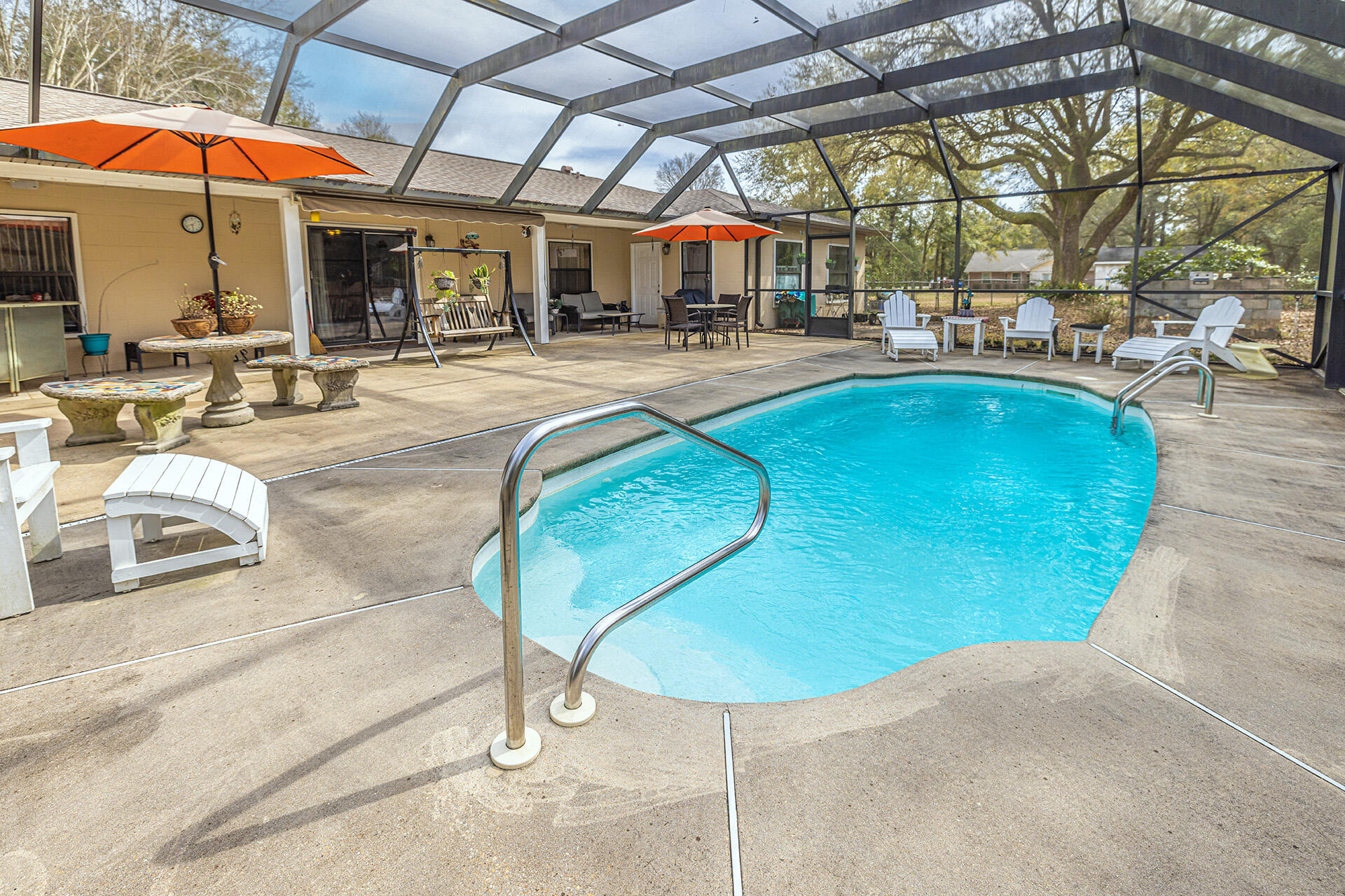 INWOOD ESTATES - Residential