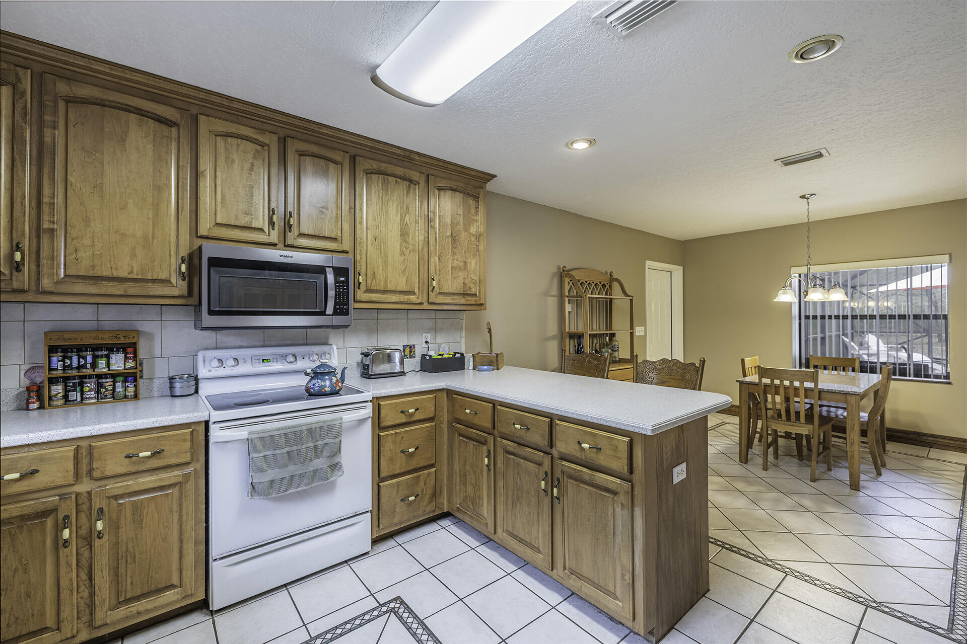 INWOOD ESTATES - Residential