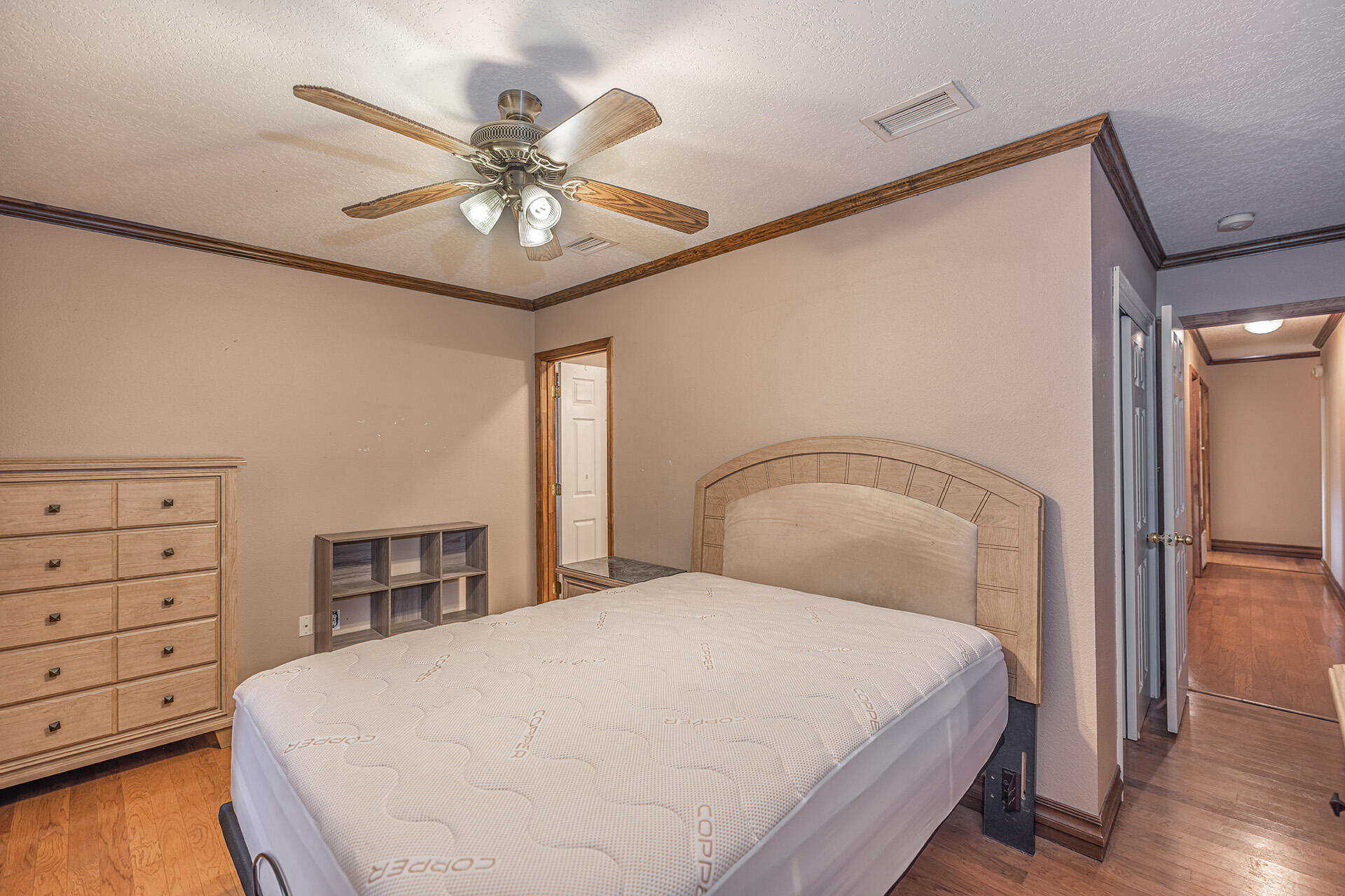 INWOOD ESTATES - Residential